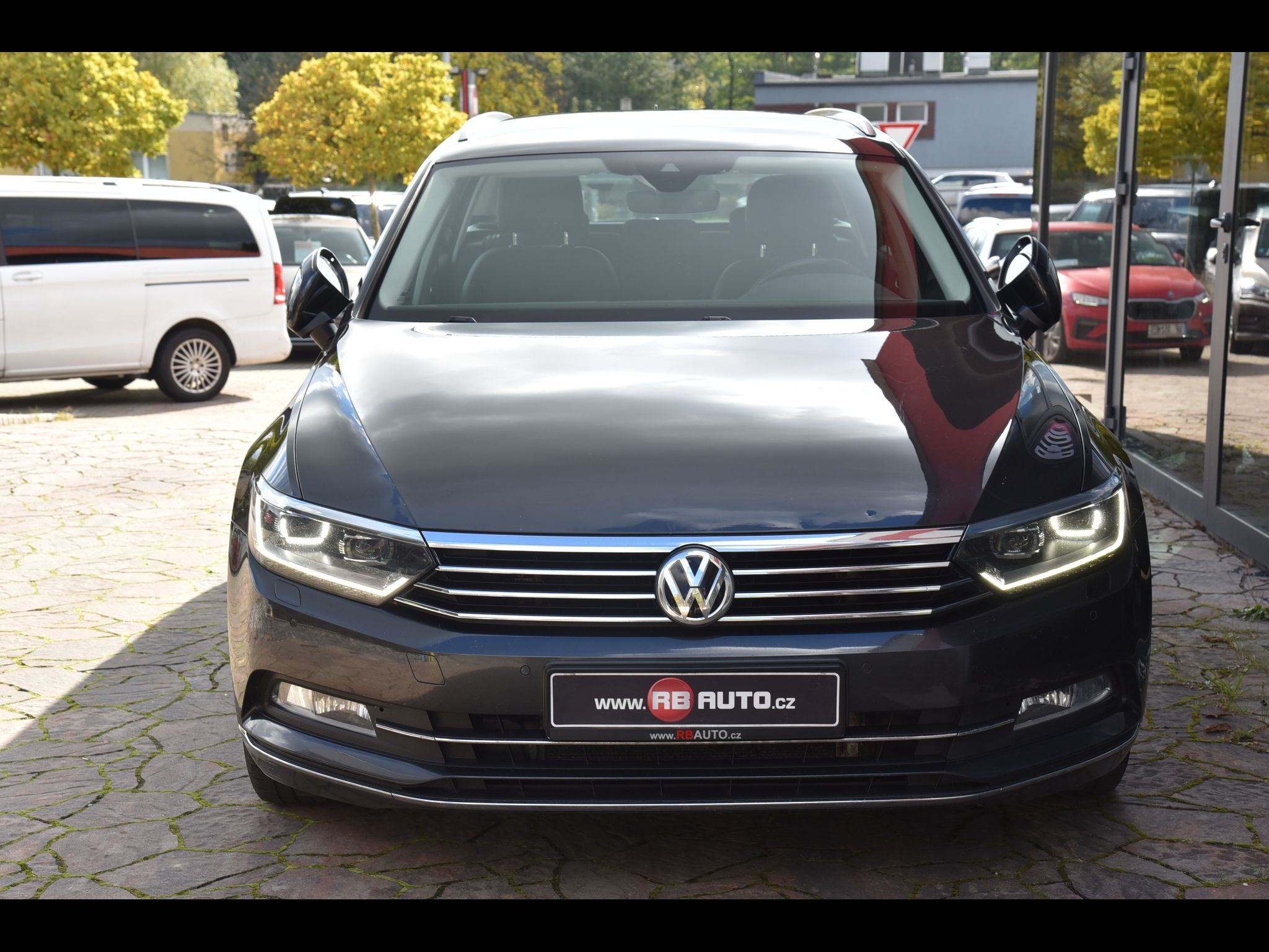 Volkswagen Passat, 2.0 TDi 140 kw DSG Highline - fotka 4