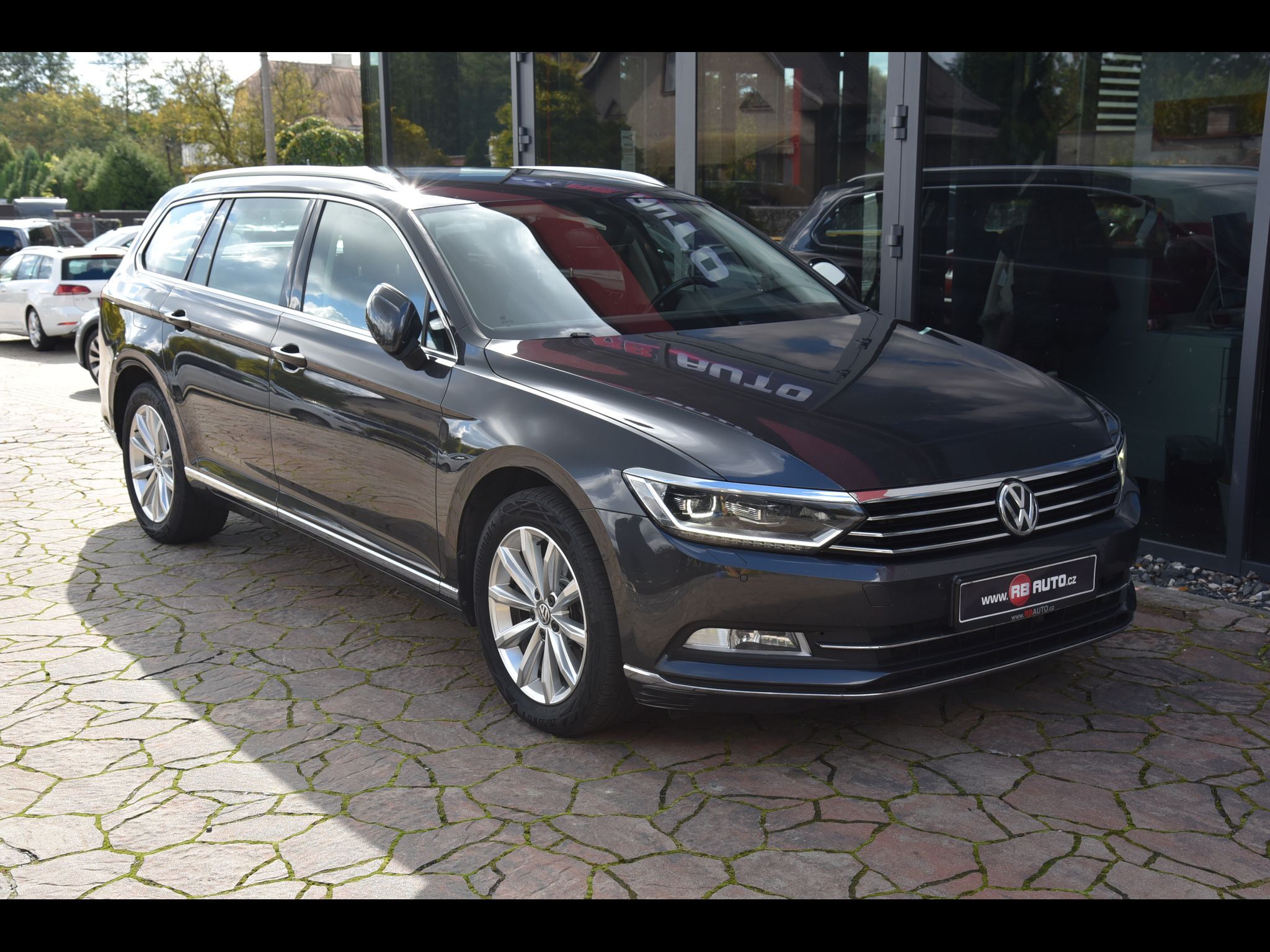 Volkswagen Passat, 2.0 TDi 140 kw DSG Highline