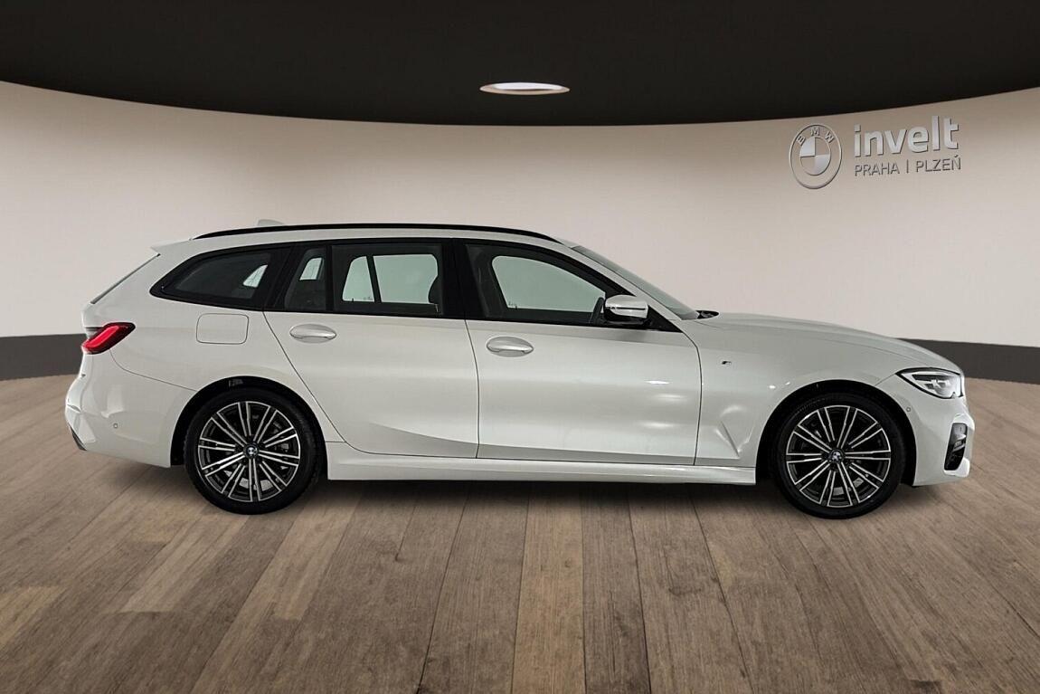 BMW Řada 3, 320d xDrive - fotka 2