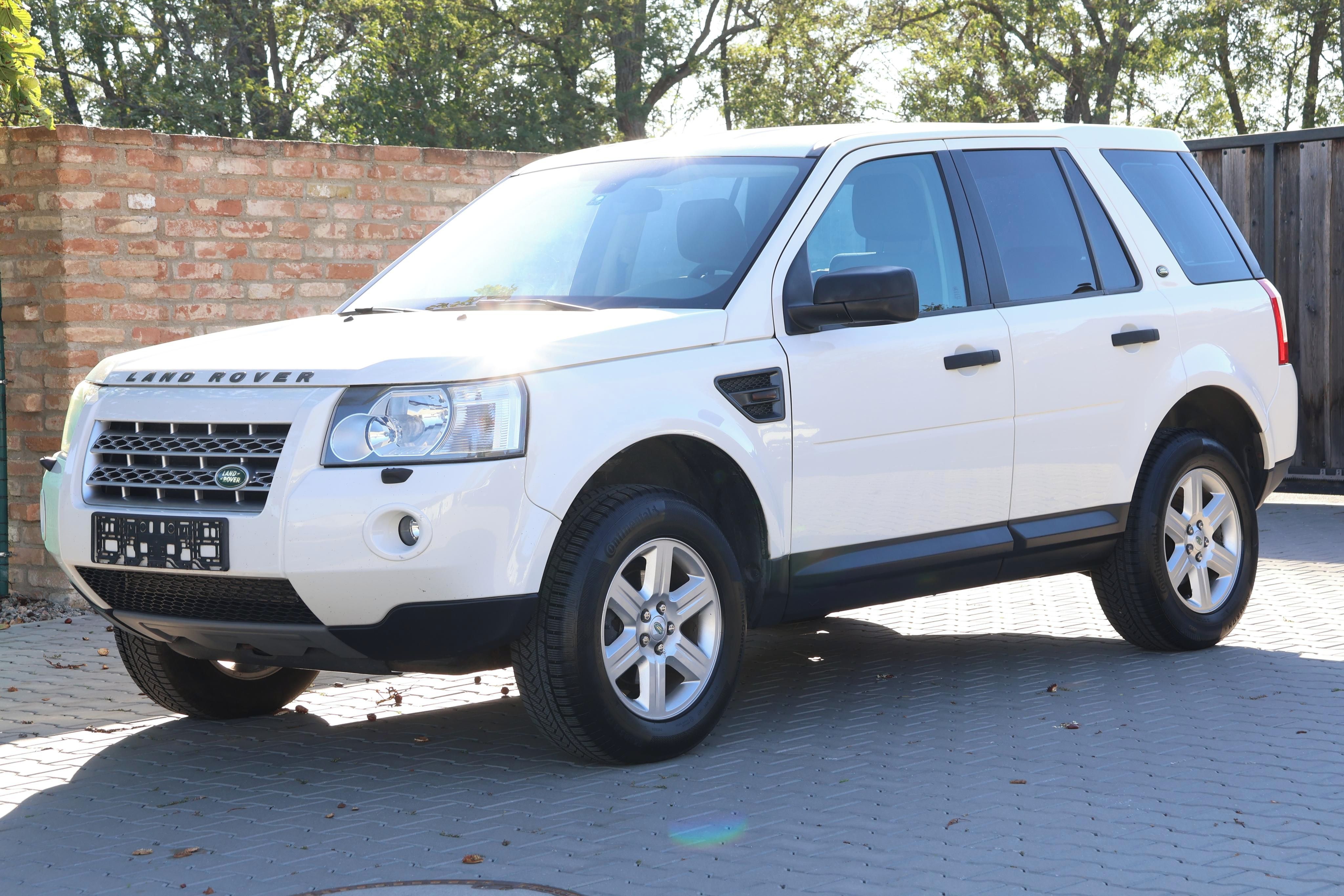 Land Rover Freelander, 2.2TD4 4X4 MAN P.SERVIS TAŽNÉ - fotka 2
