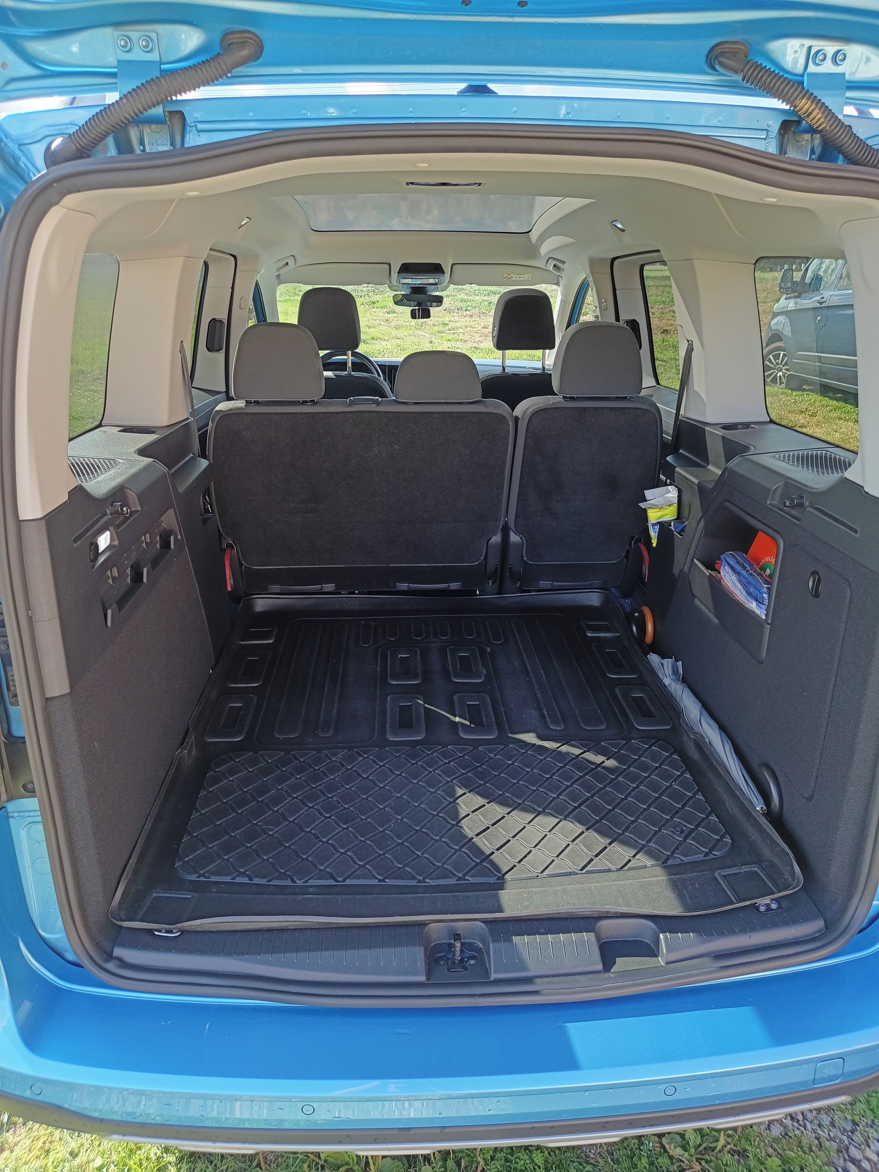 Ford Tourneo Connect, Ford tourneo connect active L2 - fotka 6