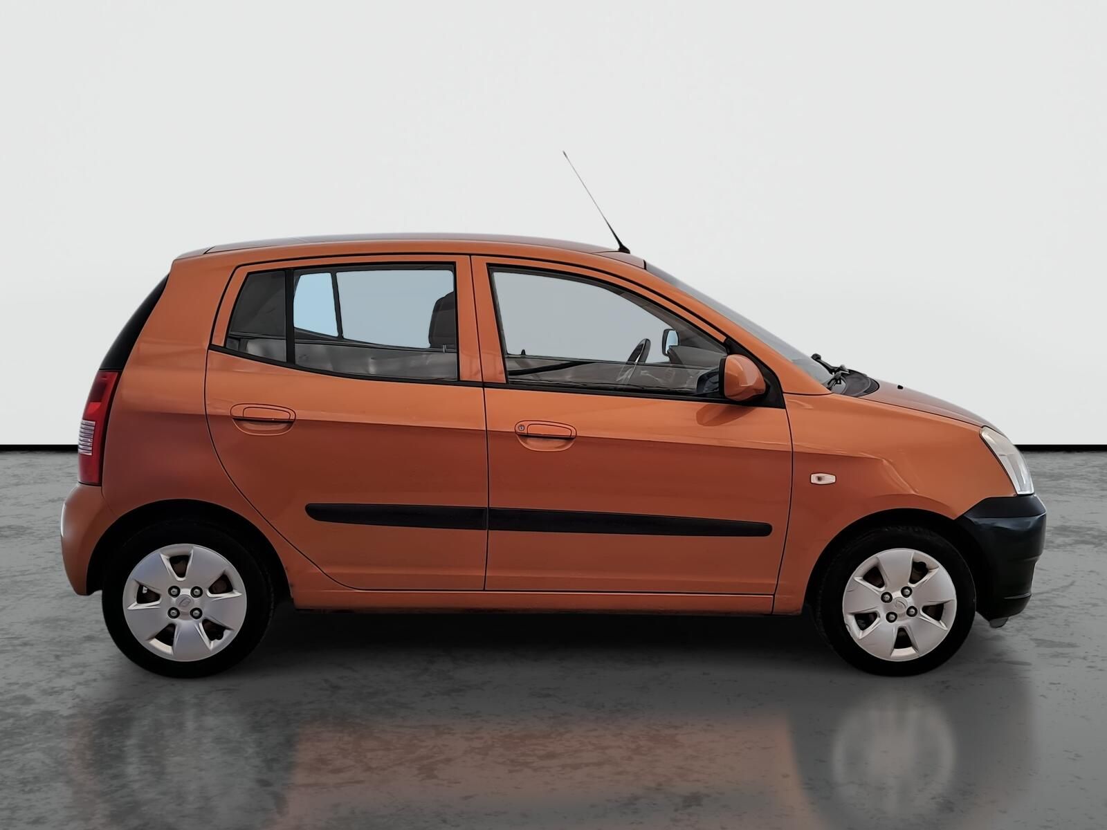 Kia Picanto, 1.1, Tažné, Klima - fotka 6