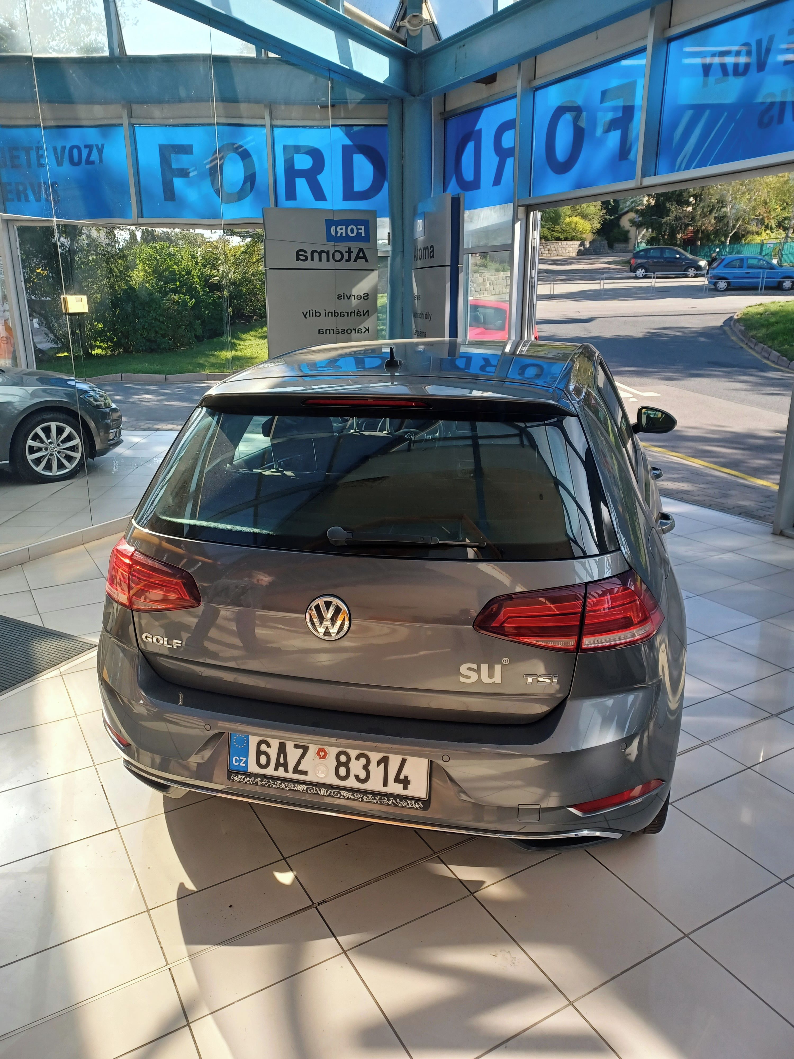 Volkswagen Golf, Perfektní stav - fotka 3