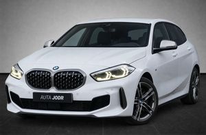 BMW Řada 1, M135i xDrive, Harman, Komfort