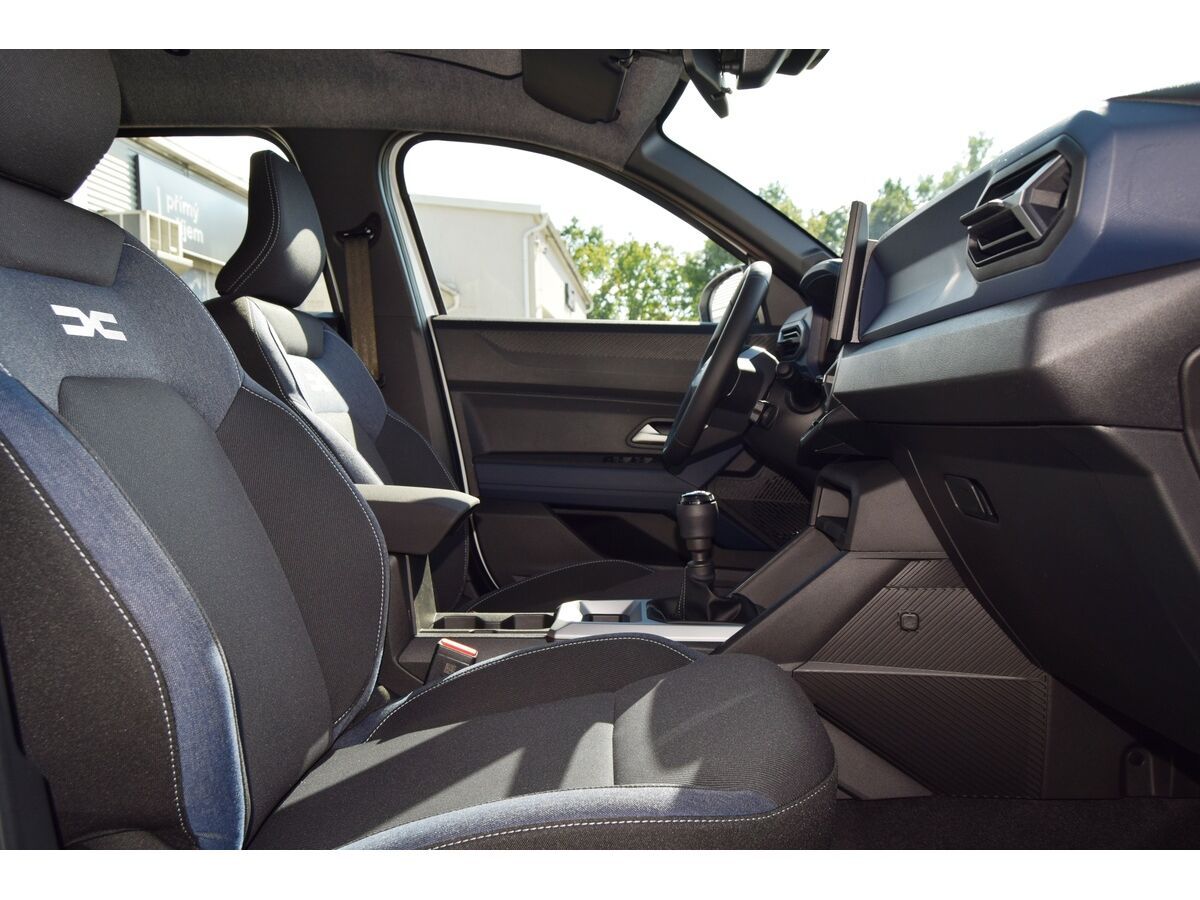 Dacia Bigster, Expression TCe 140 4x2, 2026 - fotka 4
