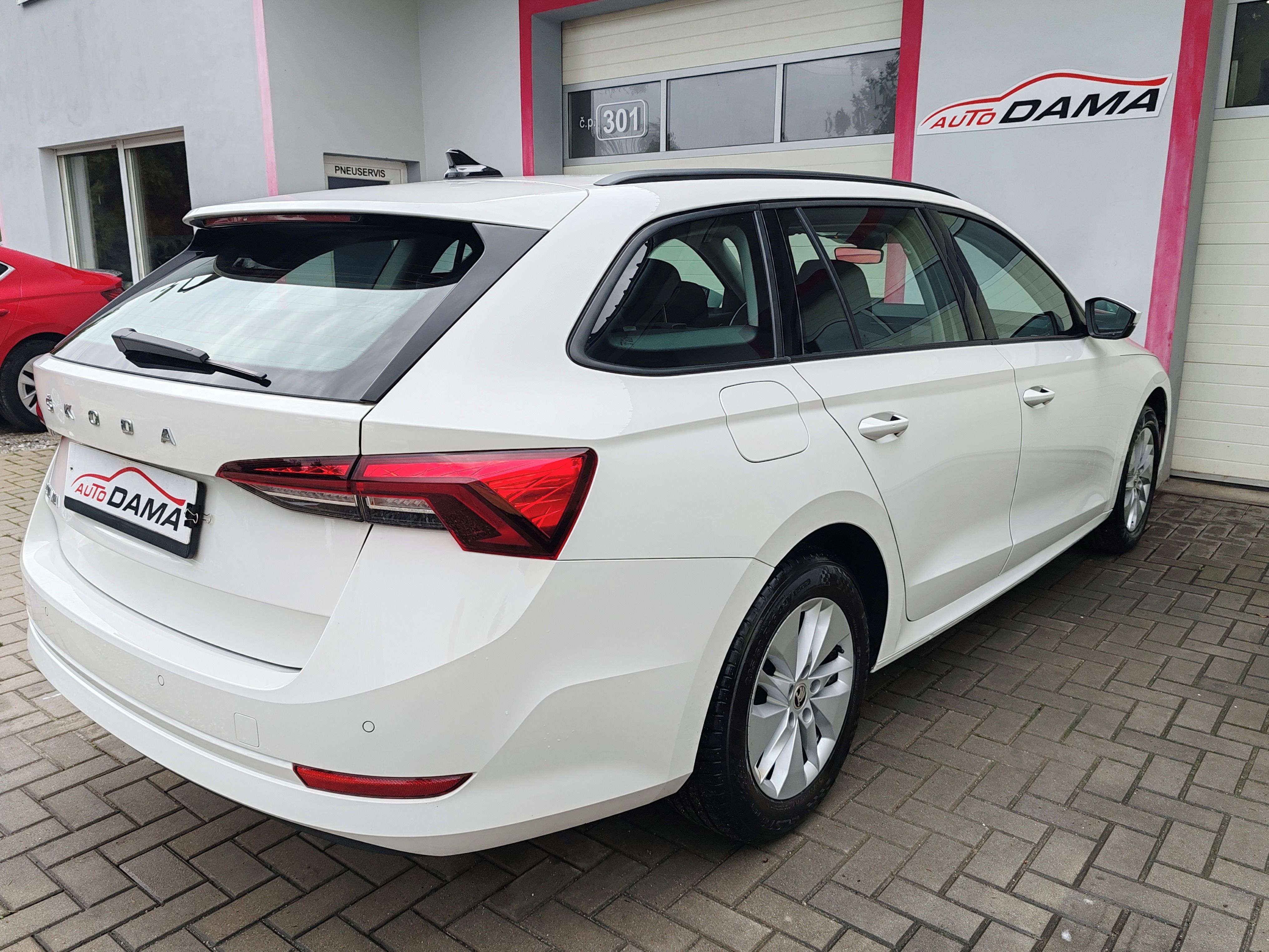 Škoda Octavia, 2.0TDI Ambition 1 Maj*ČR*DPH - fotka 4