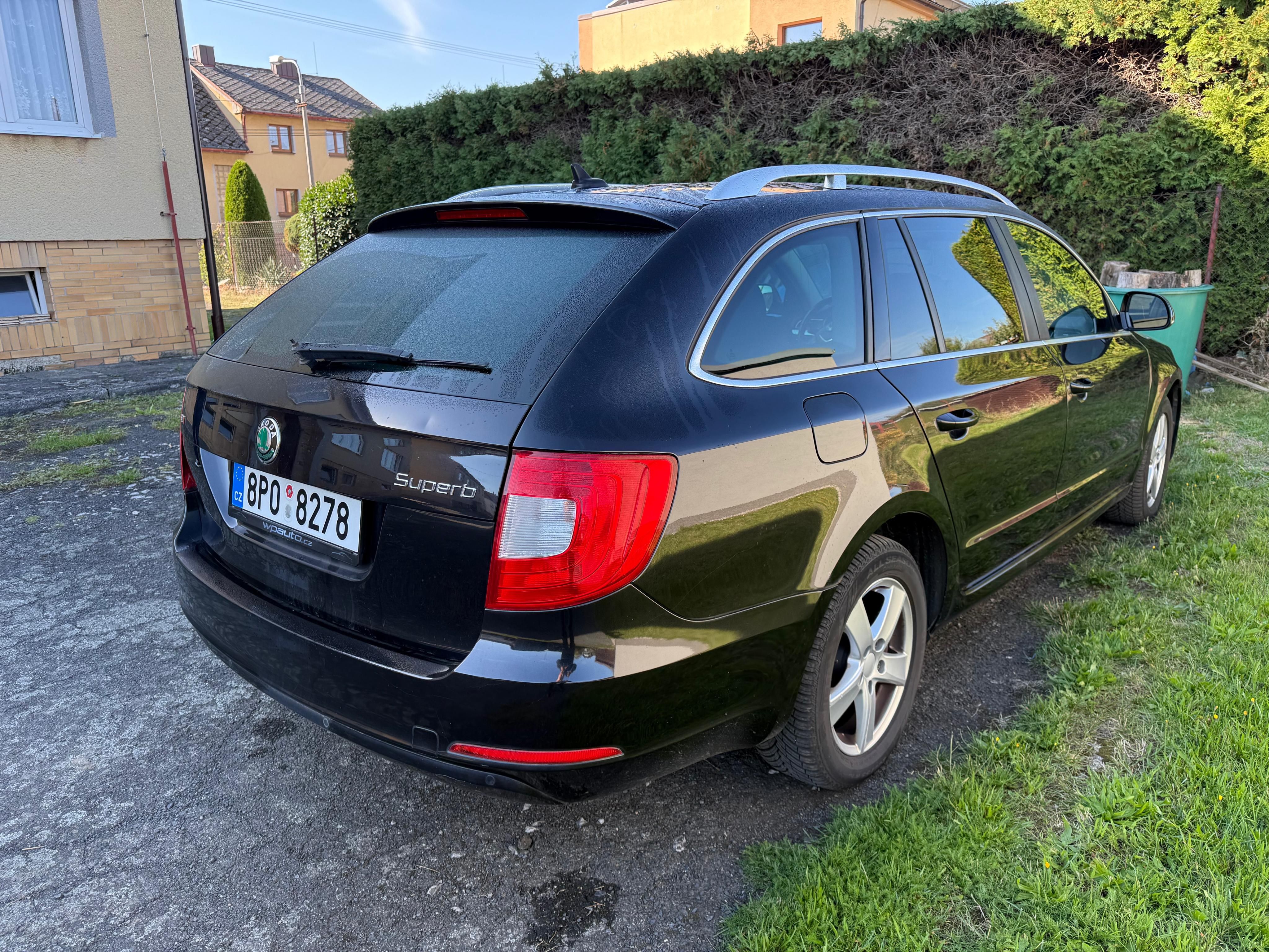 Škoda Superb, Combi 2,0 TDi 103 KW.2011 - fotka 4