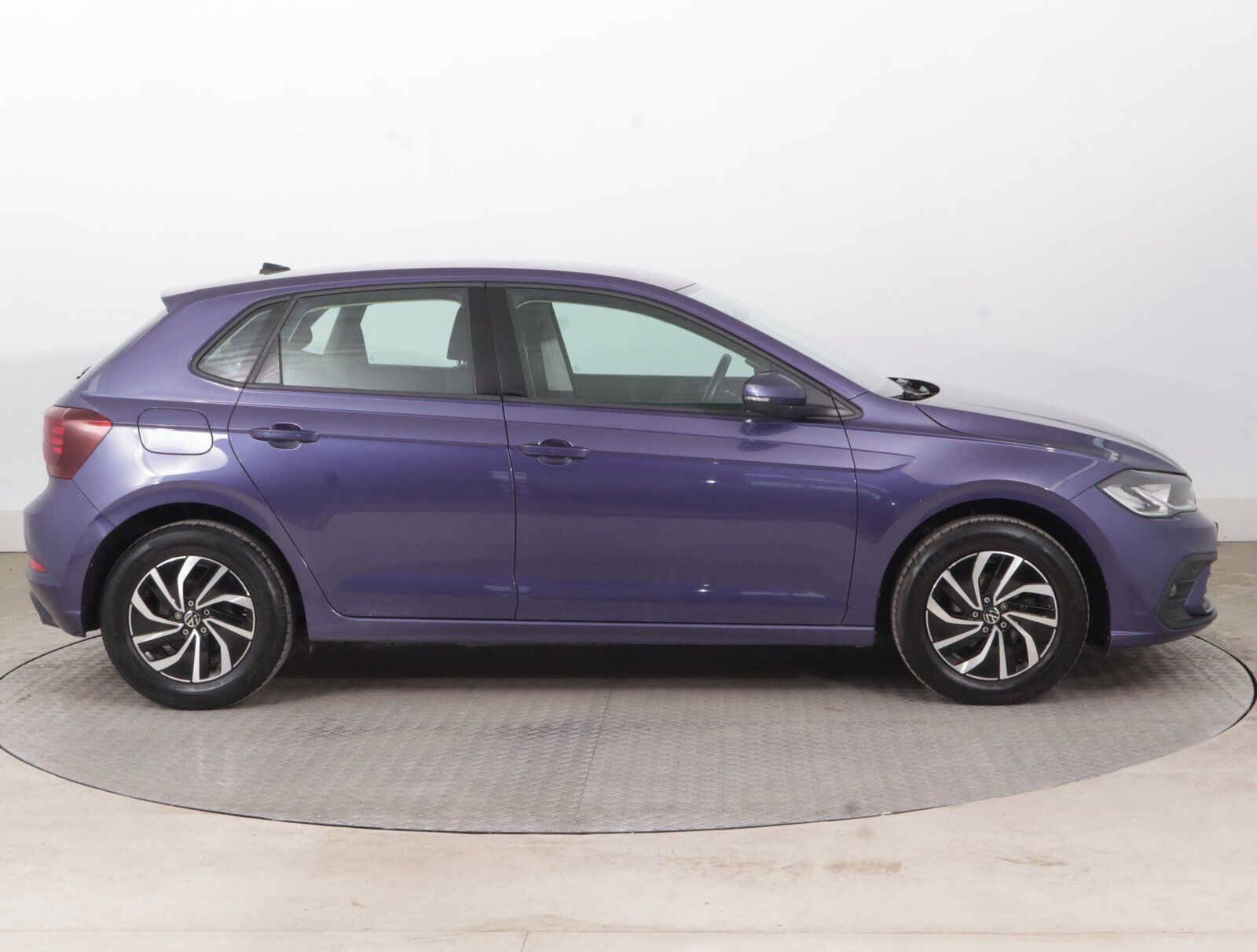 Volkswagen Polo, 1.0 TSI, Life, Serv.kniha - fotka 6