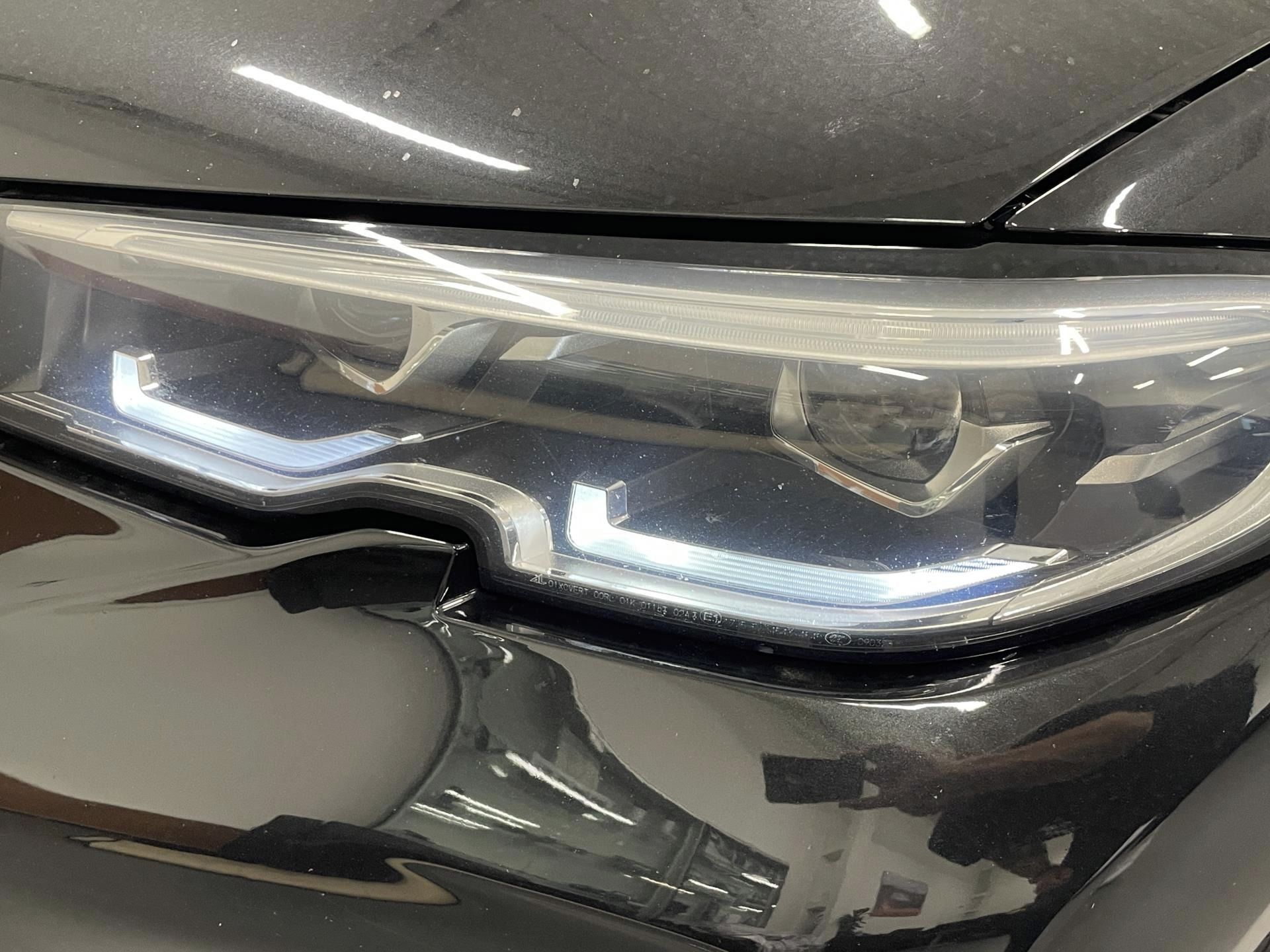 BMW Řada 3, BMW 320d xDrive, Mpaket - fotka 5