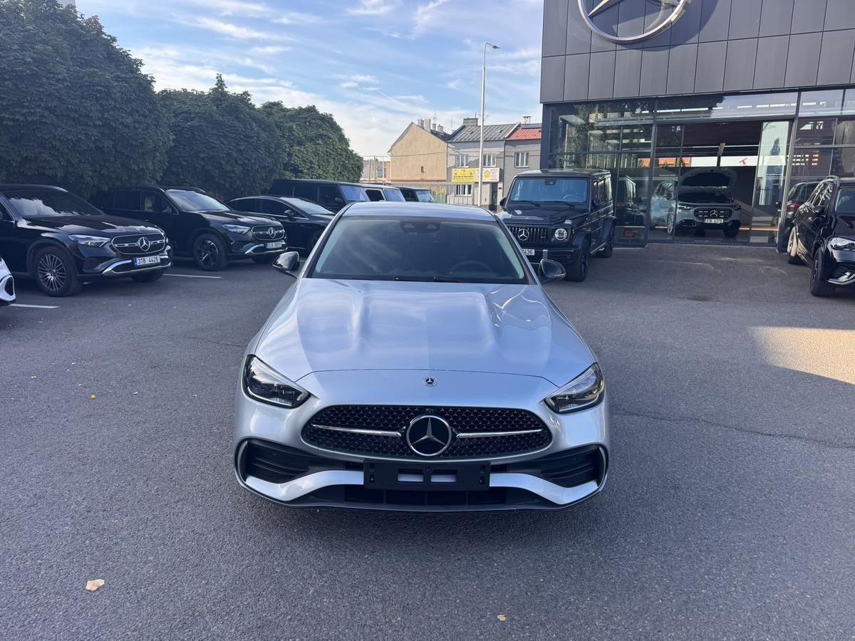 Mercedes-Benz Třídy C, C 220 d 4MATIC - fotka 2