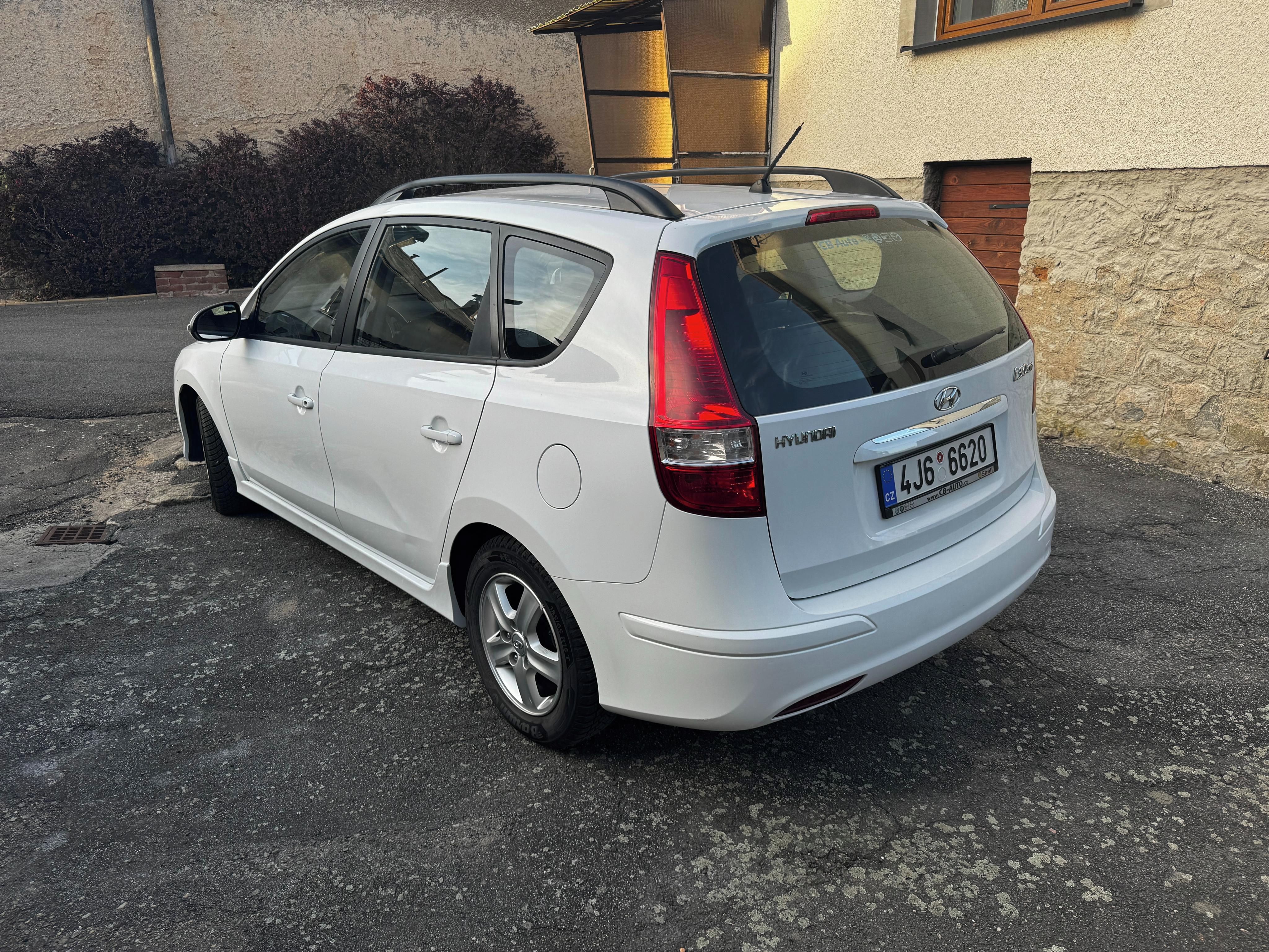Hyundai i30 - fotka 5