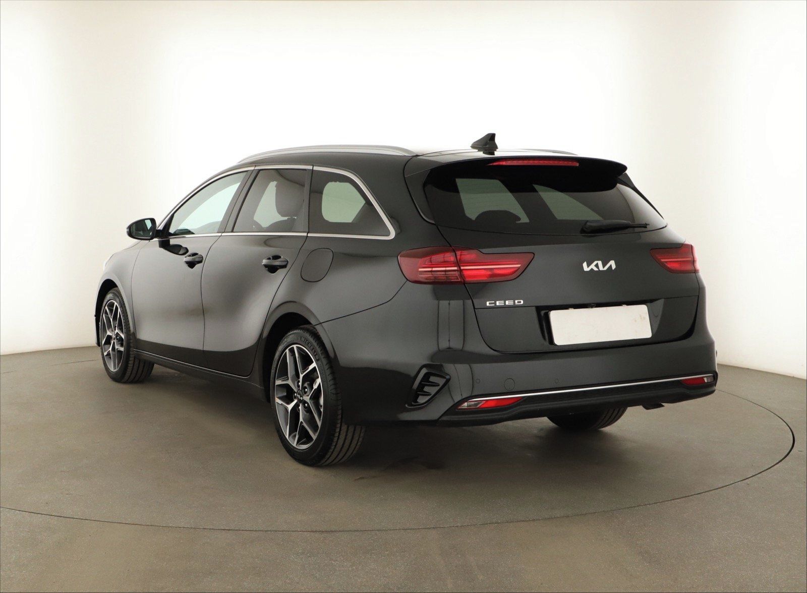 Kia Cee´d, 1.5 T-GDI, Top, Navigace - fotka 4