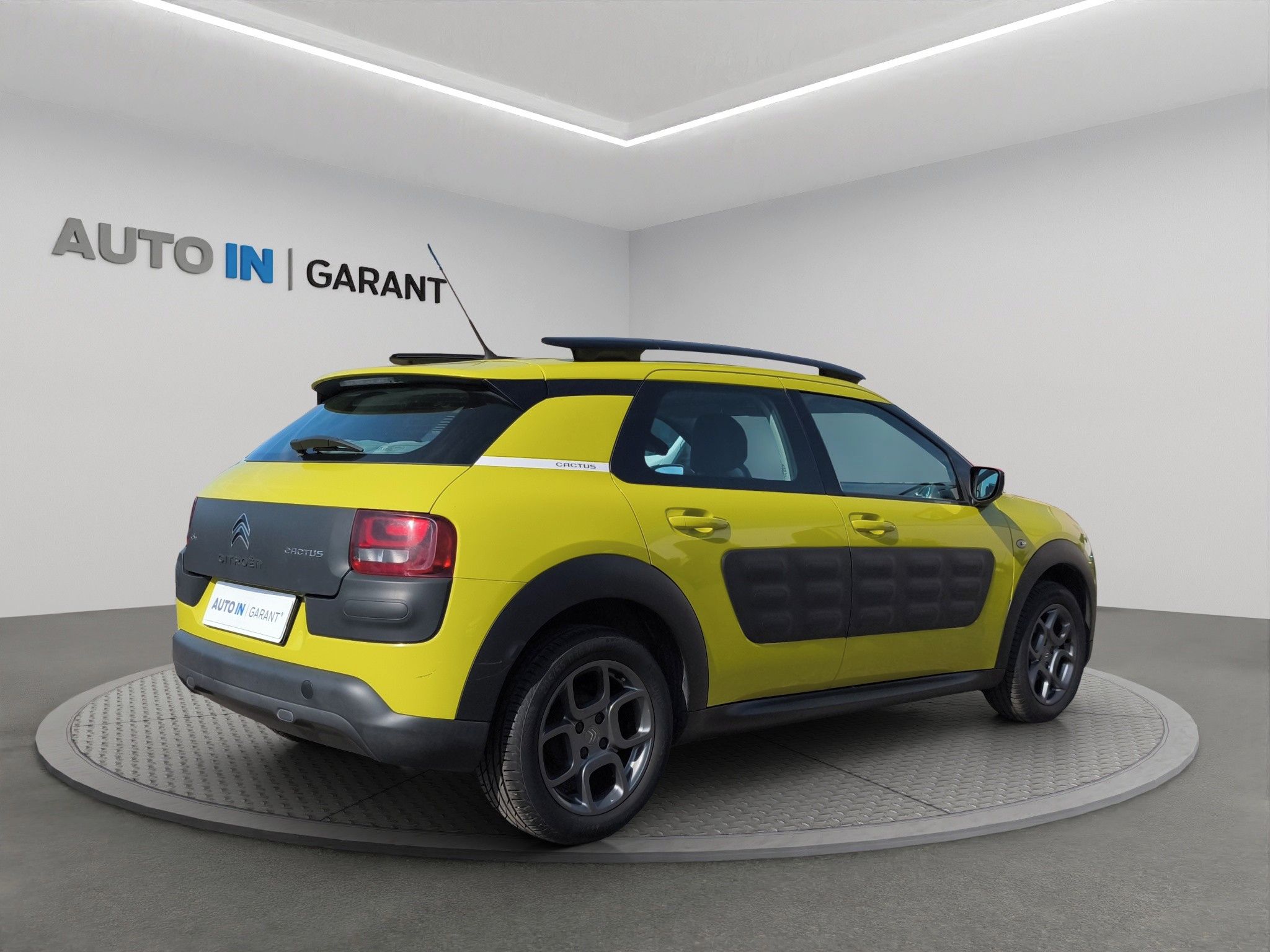 Citroën C4 Cactus, 1.2  81kW, ČR, Serv. kniha, Te - fotka 5