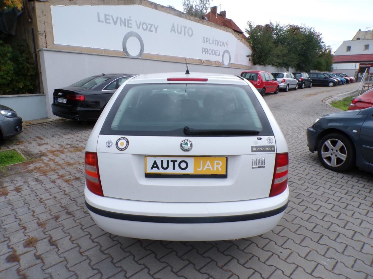 Škoda Fabia, 1,2 HTP - fotka 6