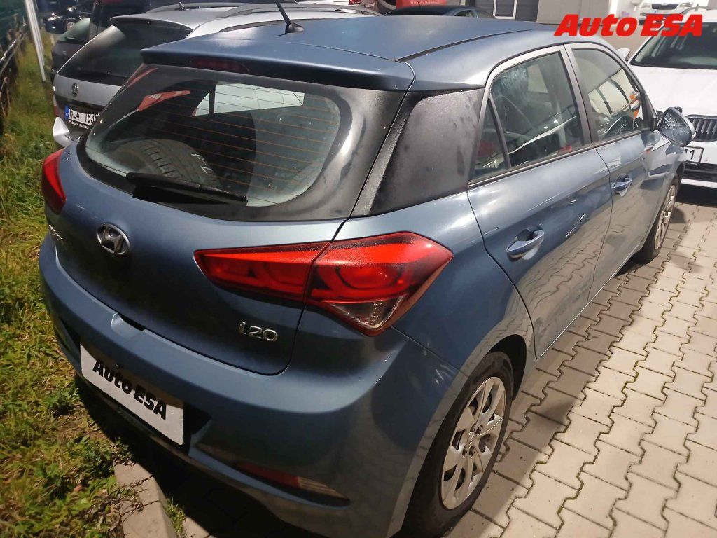 Hyundai i20, 1.2D,2.maj,ČR,AC - fotka 3