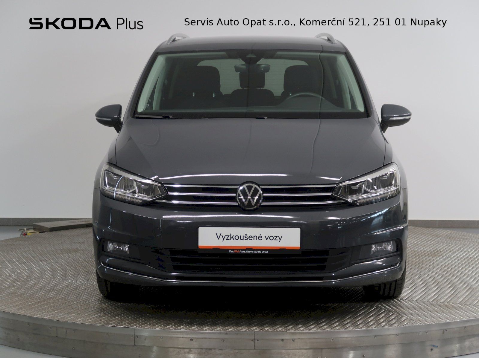 Volkswagen Touran, HIGHLINE 2.0TDI DSG - fotka 4