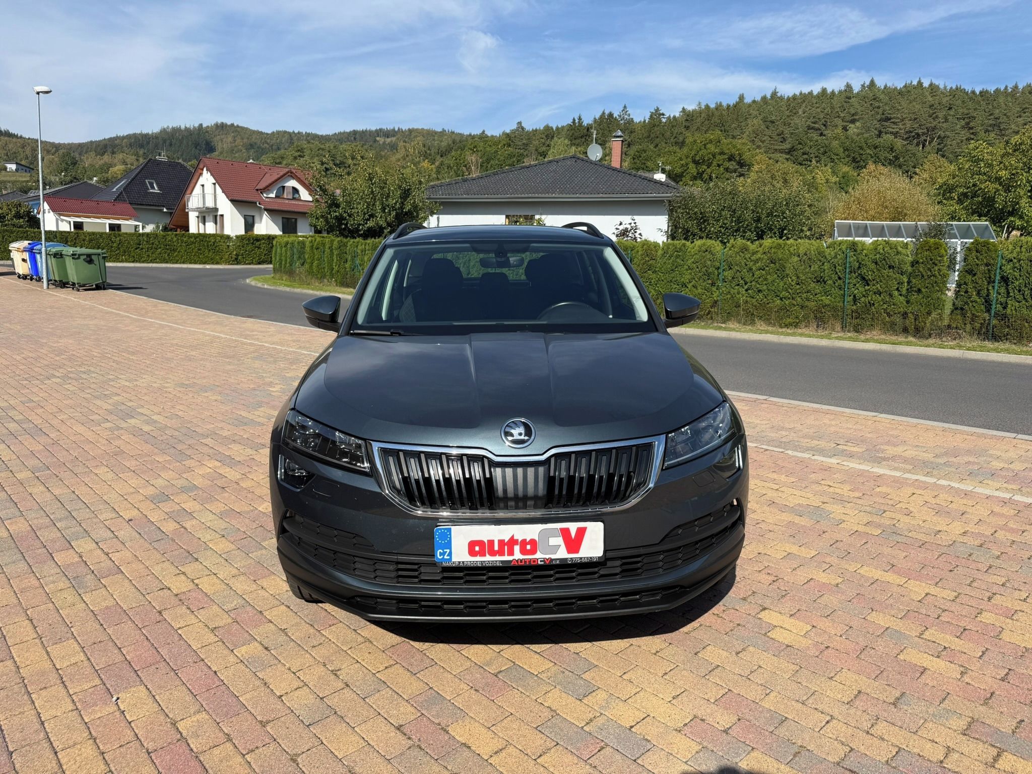 Škoda Karoq, 1.5 TSI 110kW APP,LED,TAŽNÉ - fotka 4
