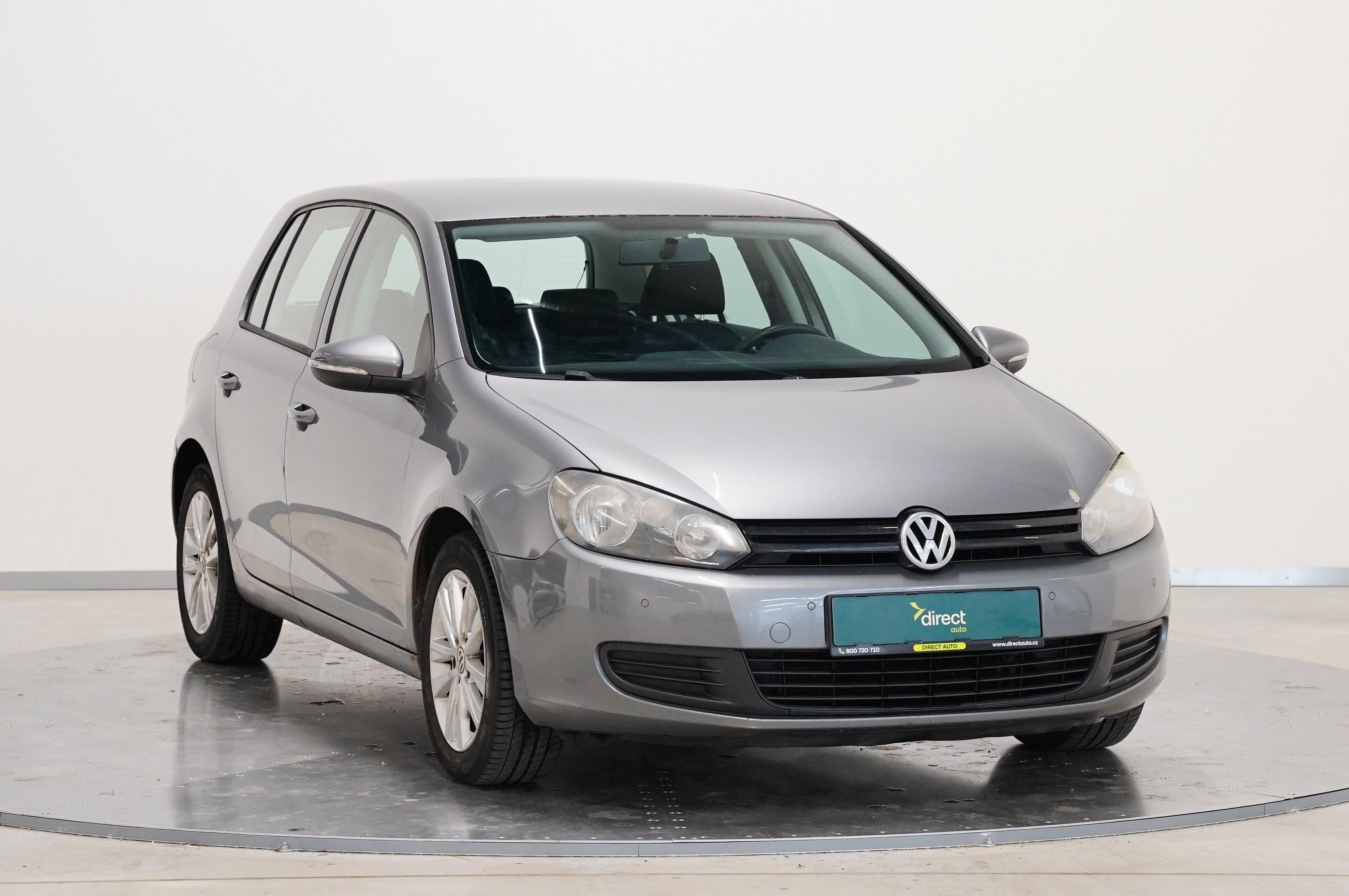 Volkswagen Golf, 1.4 16V 59 kW Trendline - fotka 2