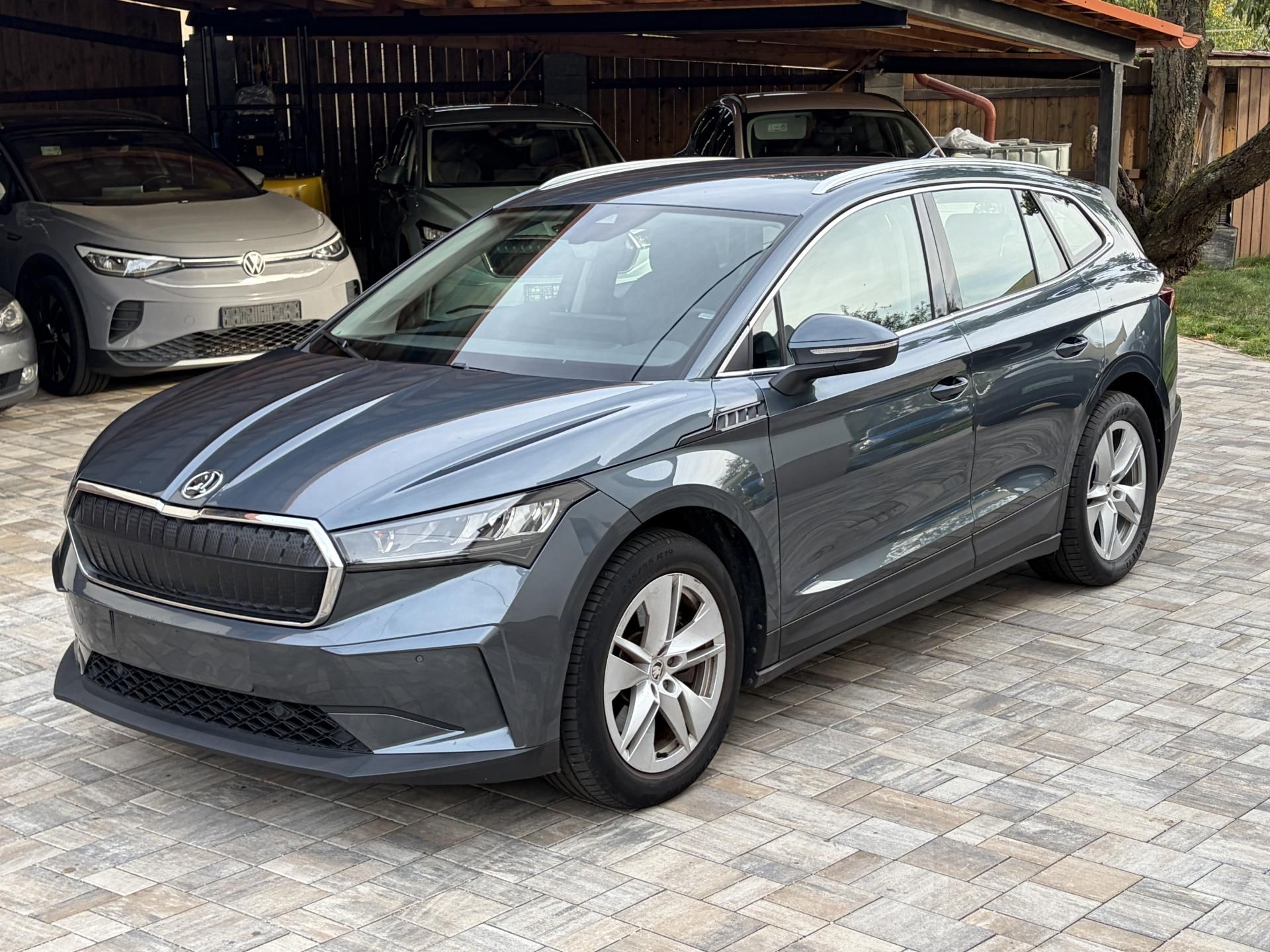 Škoda Enyaq, 80, SOH 93%, kuze, DPH