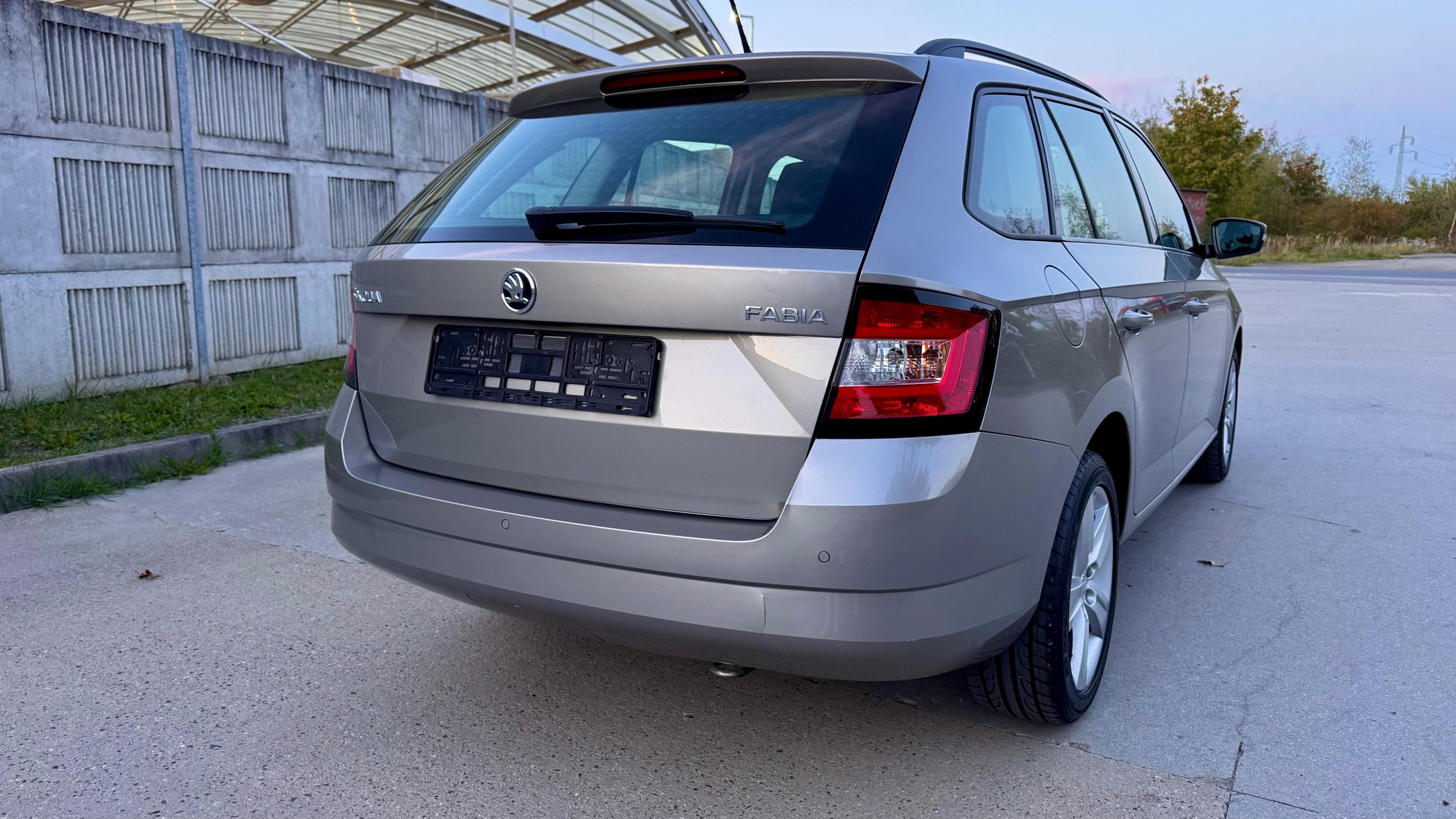 Škoda Fabia, 1.0MPi 2018 - fotka 5