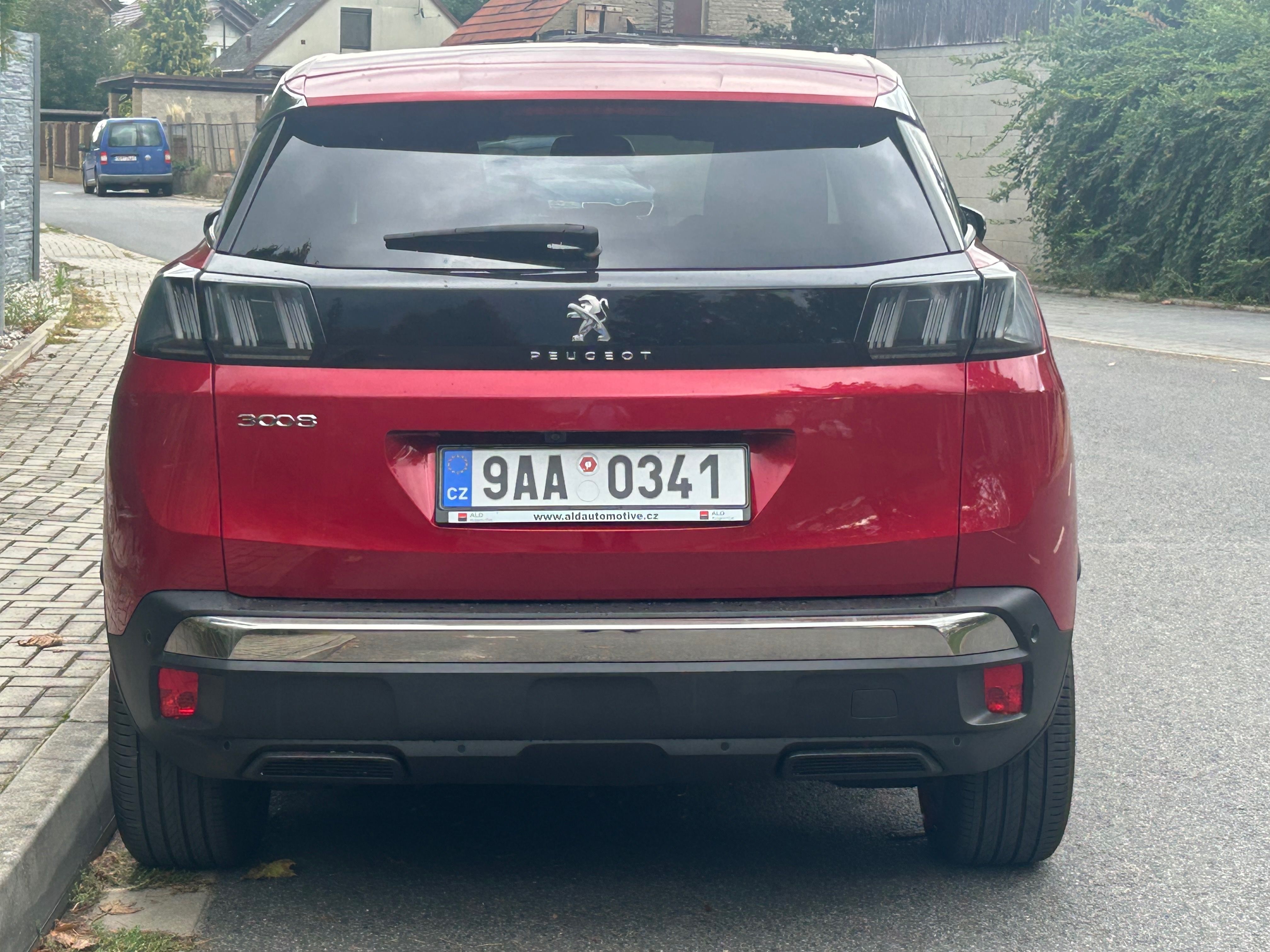 Peugeot 3008, 1.2PT 96 kw ALLURE ČR 1.maj. - fotka 5