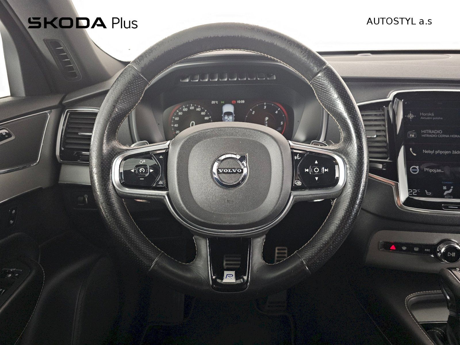 Volvo XC90, 2.0D 5D 173kW R-desing - fotka 5