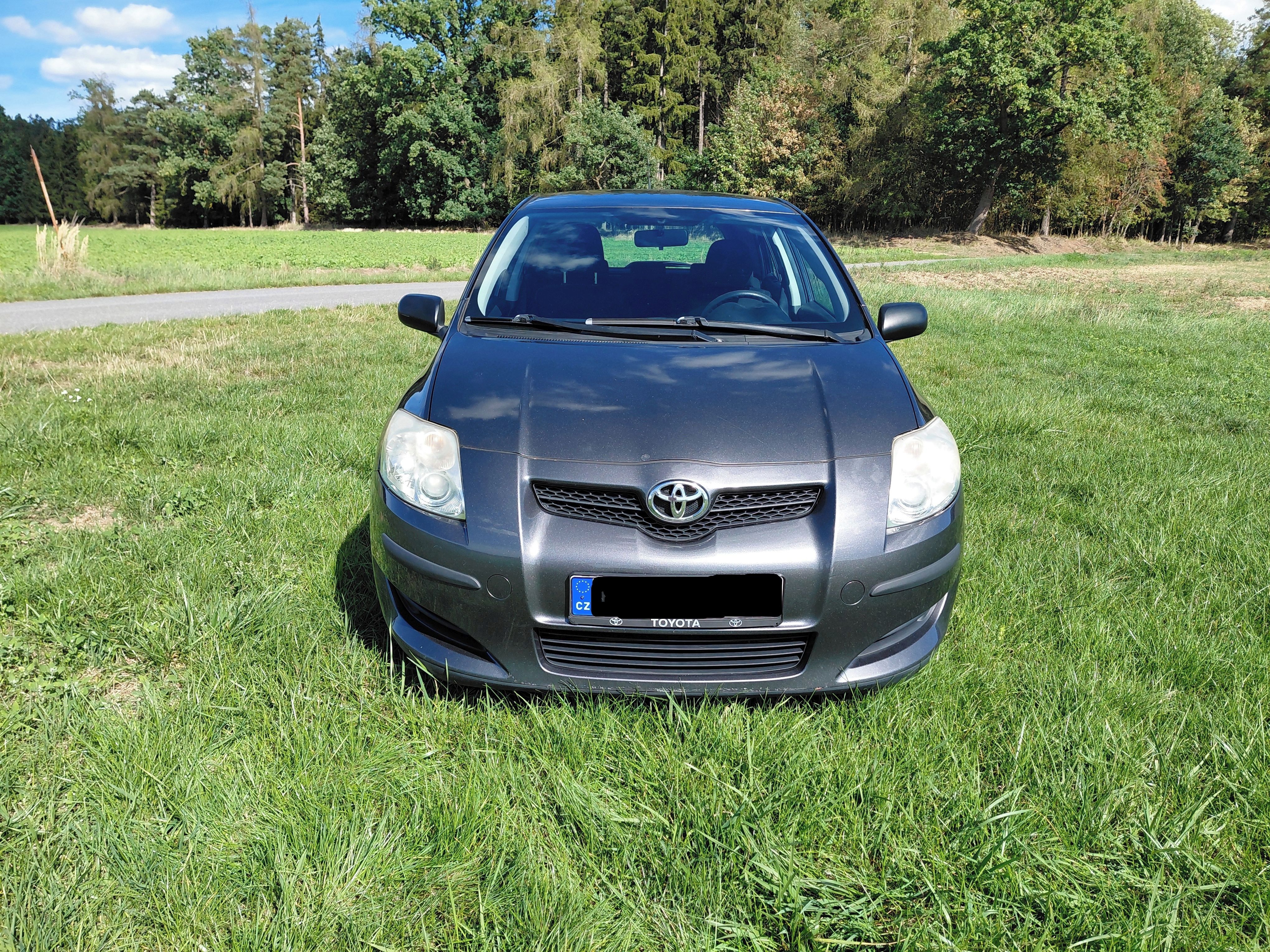 Toyota Auris, 1.4 VVT-i,2 sady kol, STK 9/28 - fotka 5