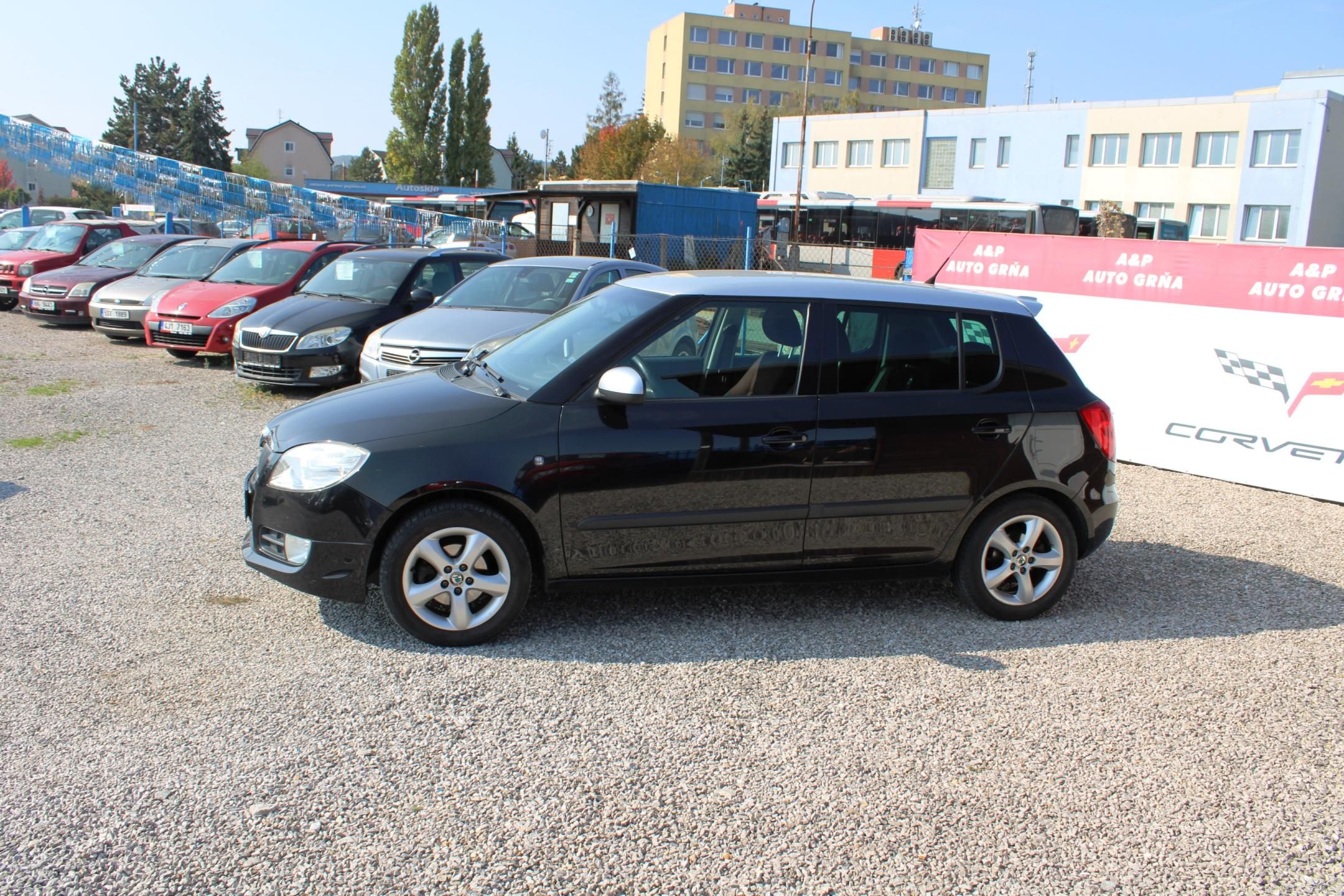Škoda Fabia, 1.4 16V SPORTLINE 2x sada kol - fotka 4