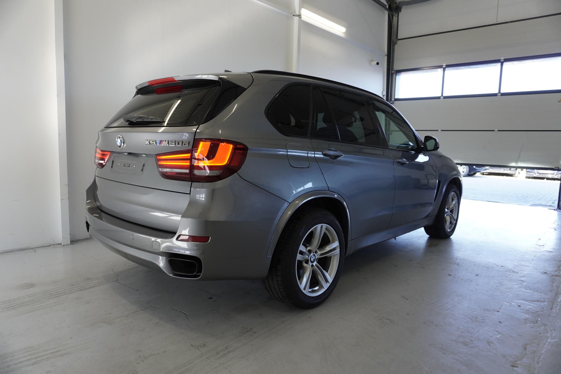 BMW X5, M50D SUV XDRIVE STEPTRONIC - fotka 5
