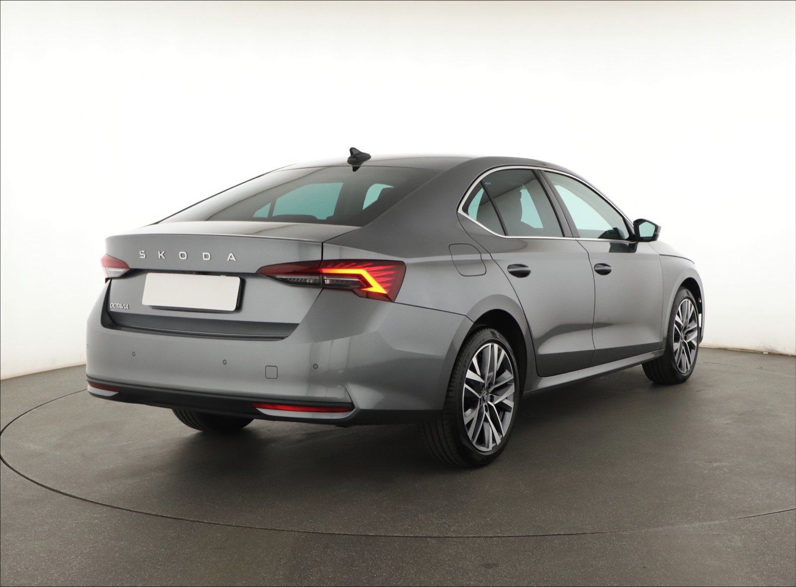 Škoda Octavia, 2.0 TDI, Top Selection - fotka 5