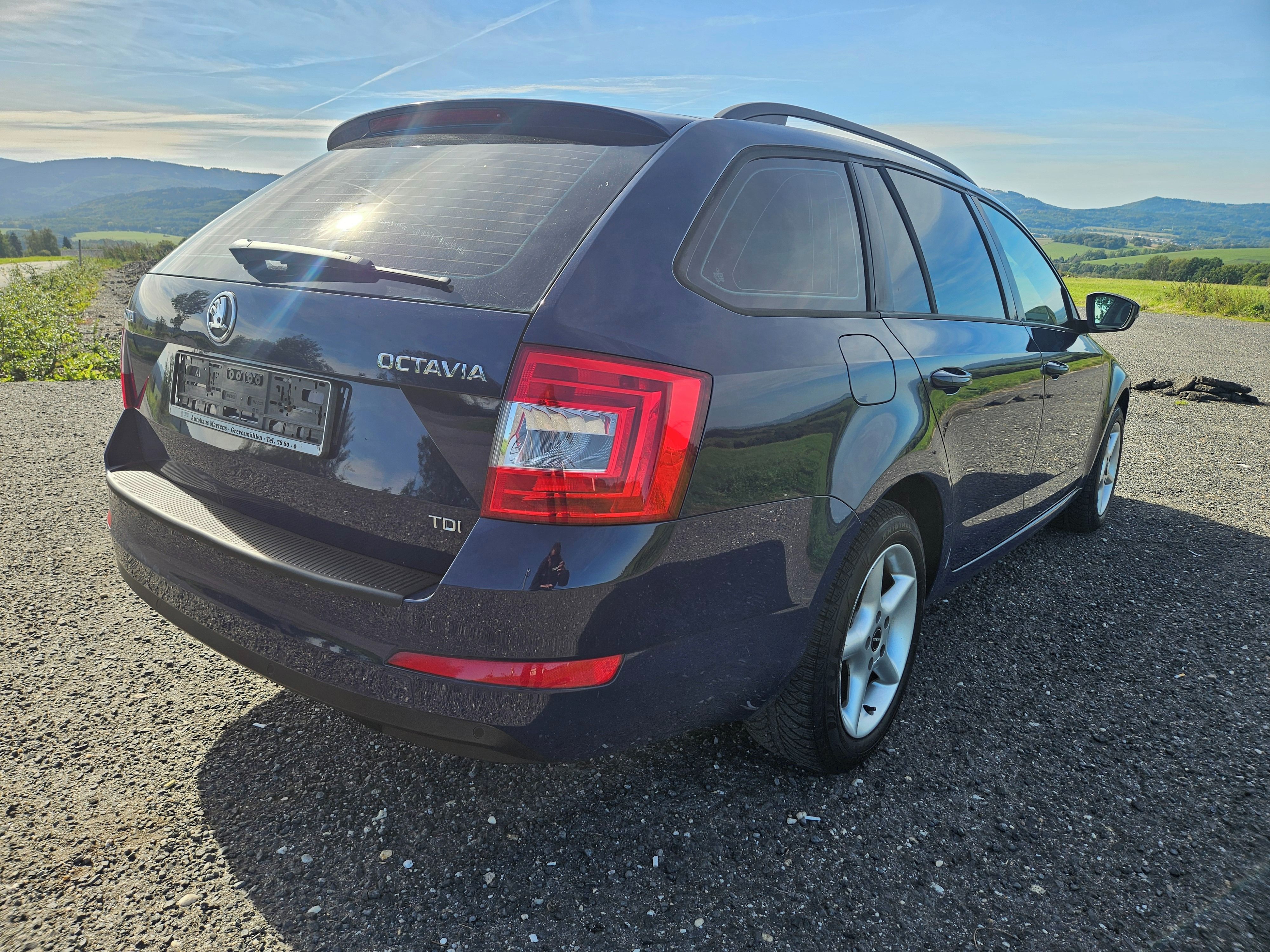 Škoda Octavia, 1.6 TDi - fotka 6