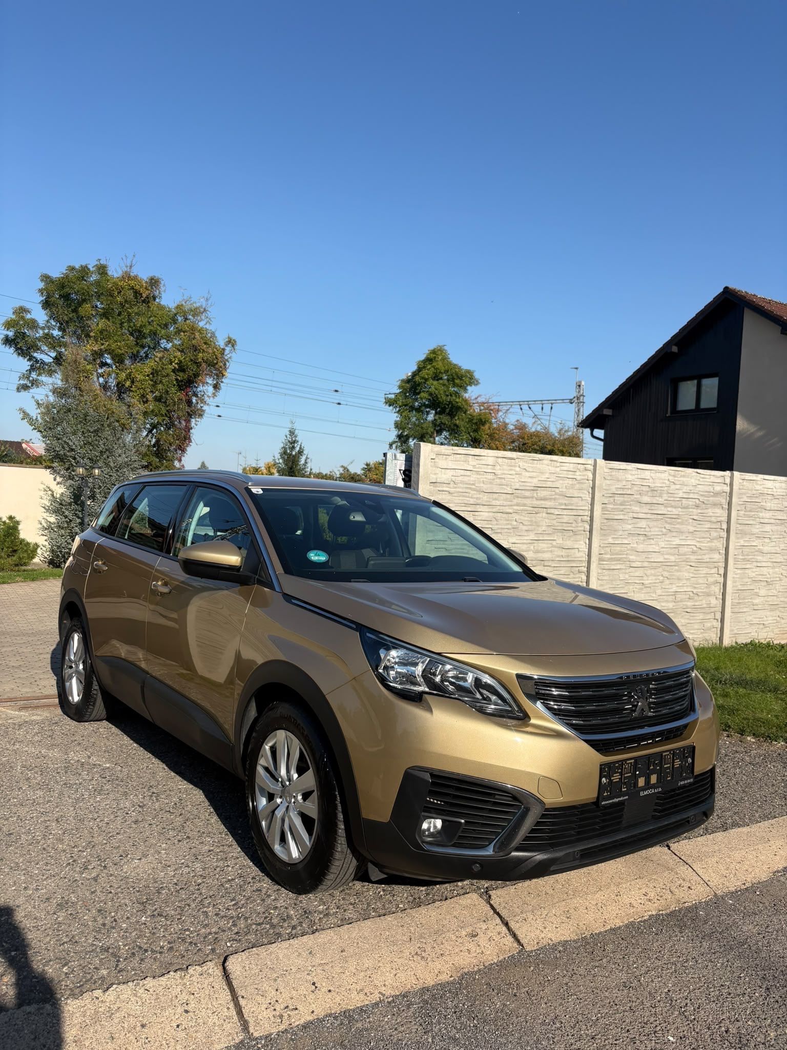 Peugeot 5008, 1.6HDi MAN6 88kW po servisu - fotka 3