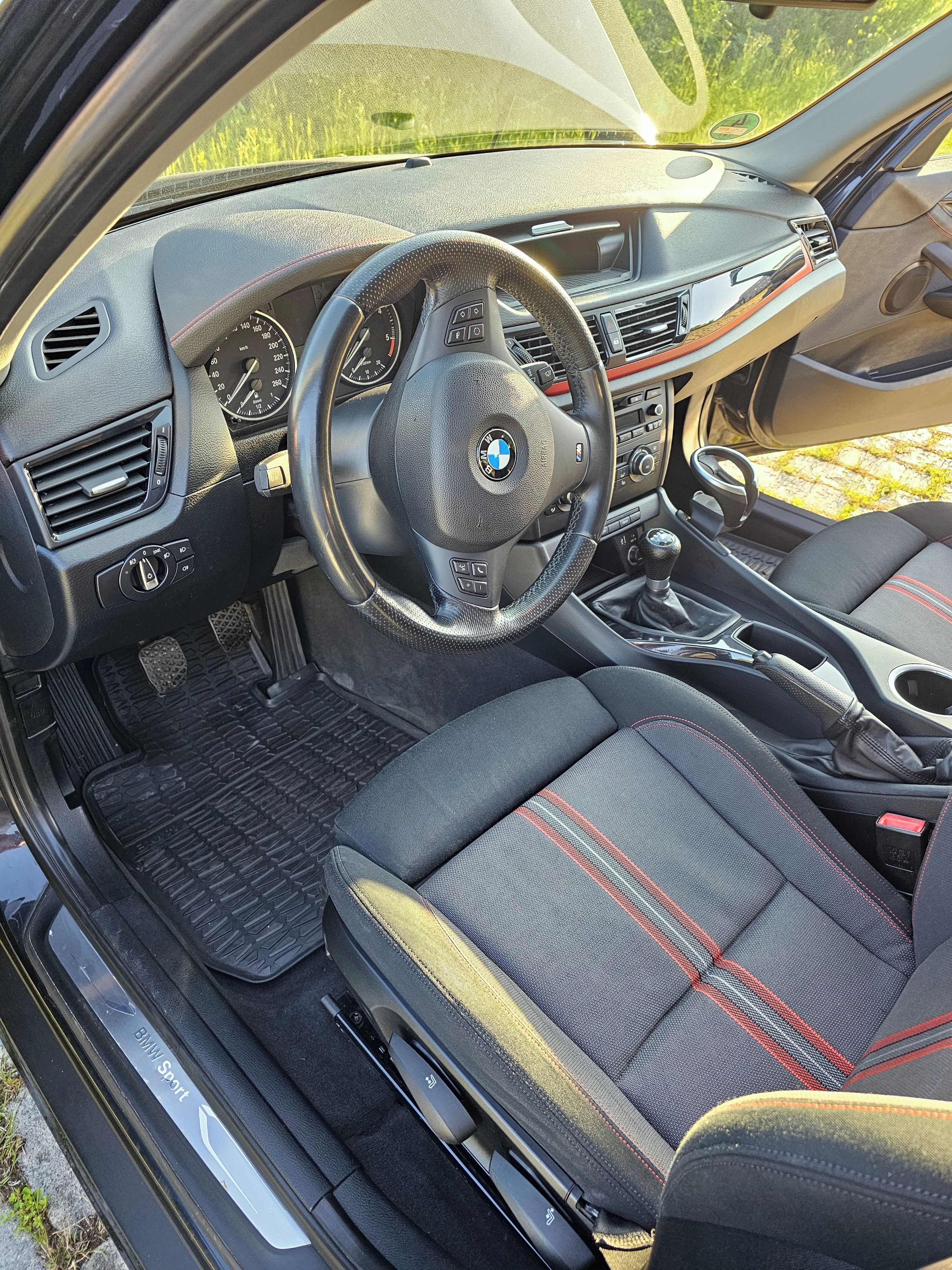 BMW X1, BMW X1 SDRIVE18D - fotka 5