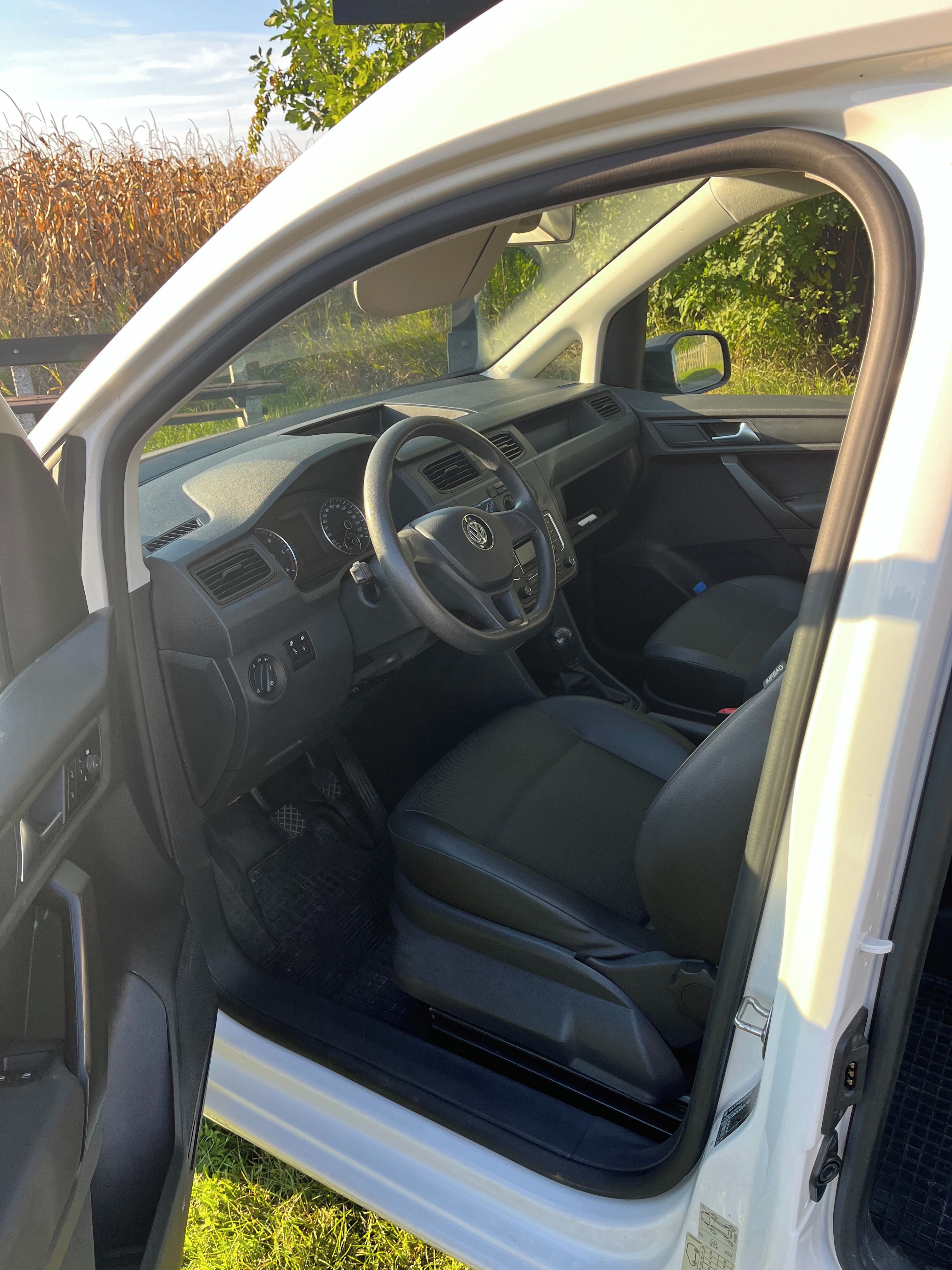 Volkswagen Caddy - fotka 4