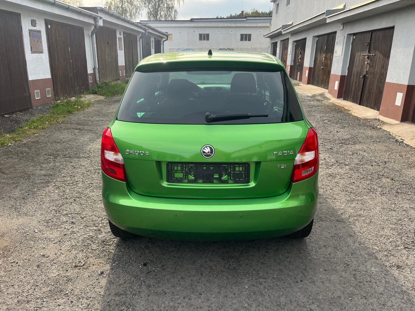 Škoda Fabia, 1,2 TSi Fresh / 1.maj./ servis - fotka 4