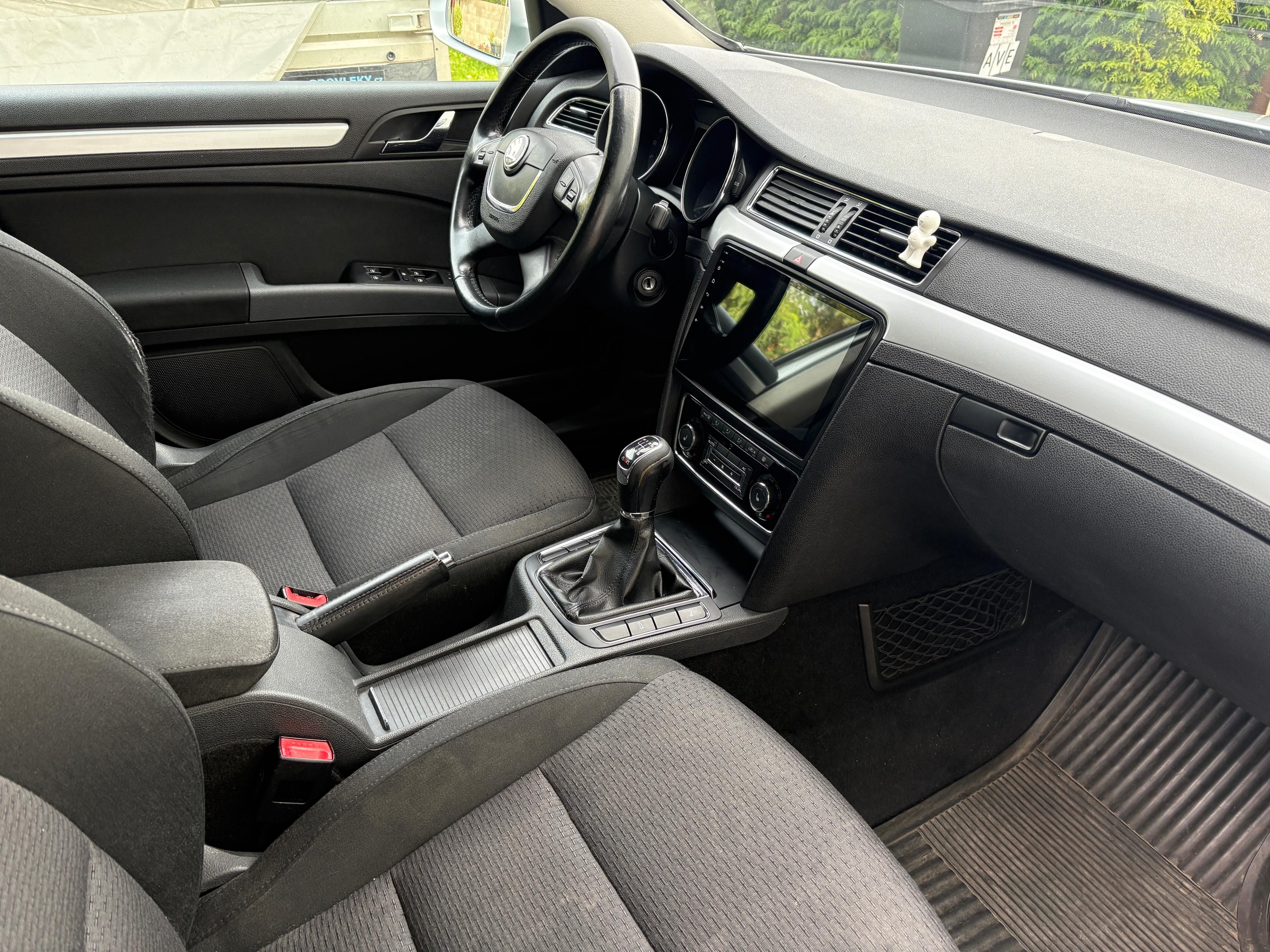 Škoda Superb, Škoda Superb 2. - fotka 4