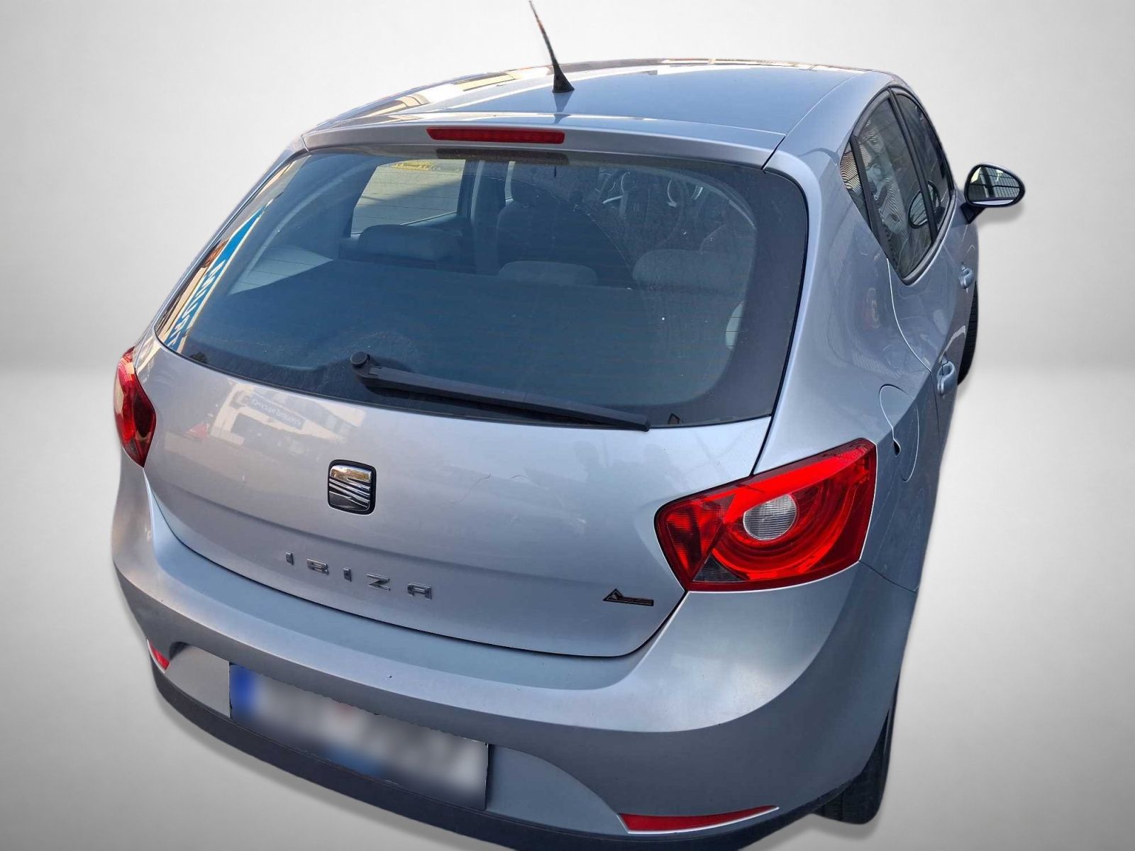 Seat Ibiza, 1.4 16V, rezervace - fotka 2