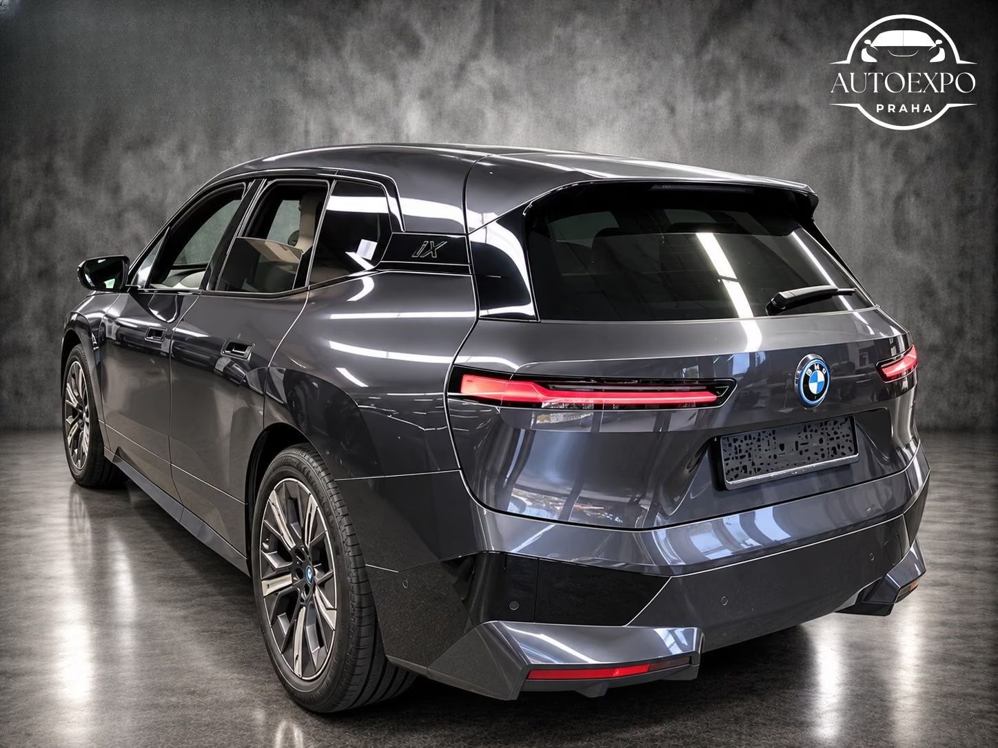 BMW iX, xDrive40 Sport * Panorama * - fotka 3