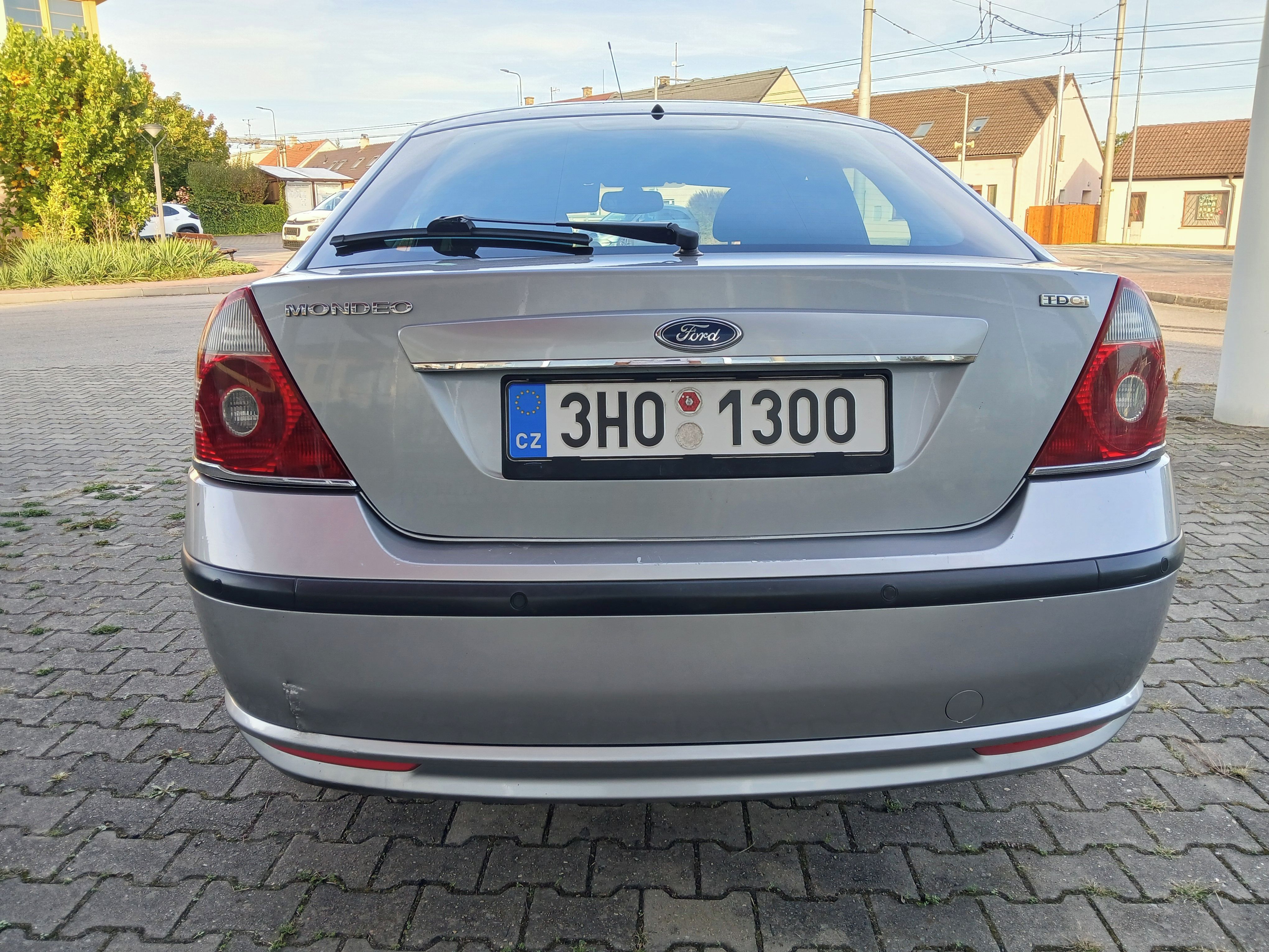 Ford Mondeo, 2.0TDCI Ghia, 96kW, CZ, - fotka 4