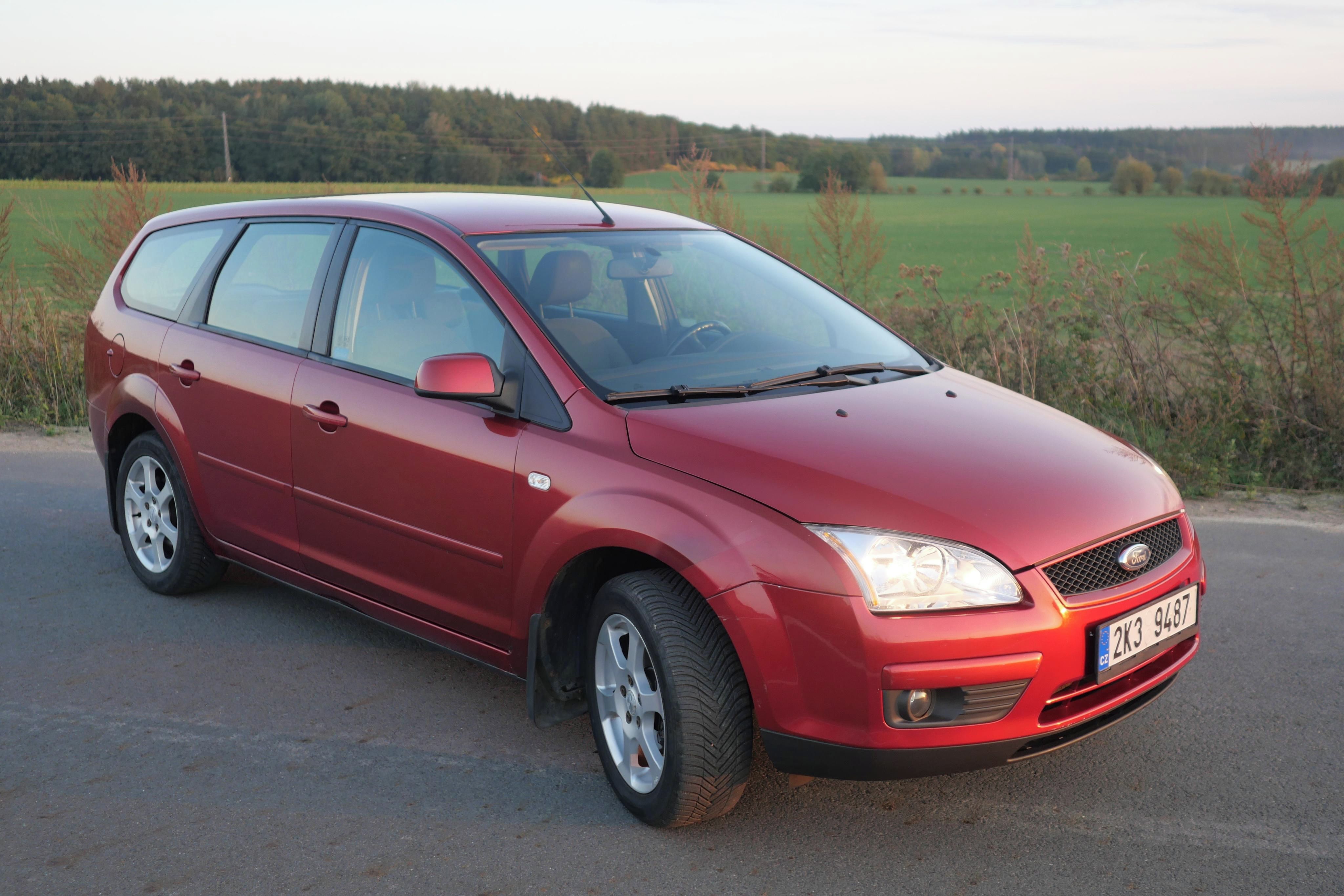 Ford Focus, 1,6 74kW Combi, rozvody, tažné - fotka 3