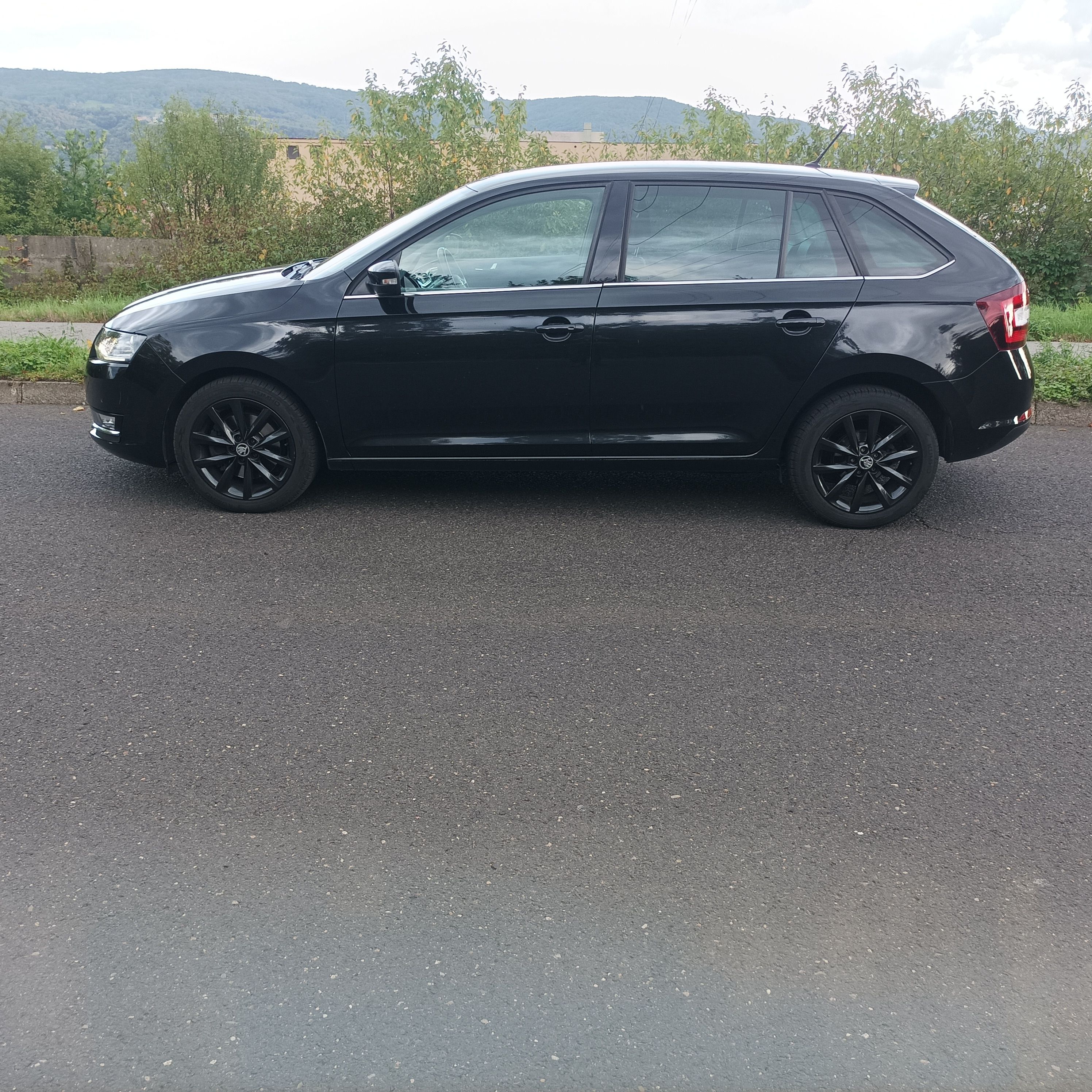 Škoda Rapid, 1,4 Tsi DSG ČR - fotka 3