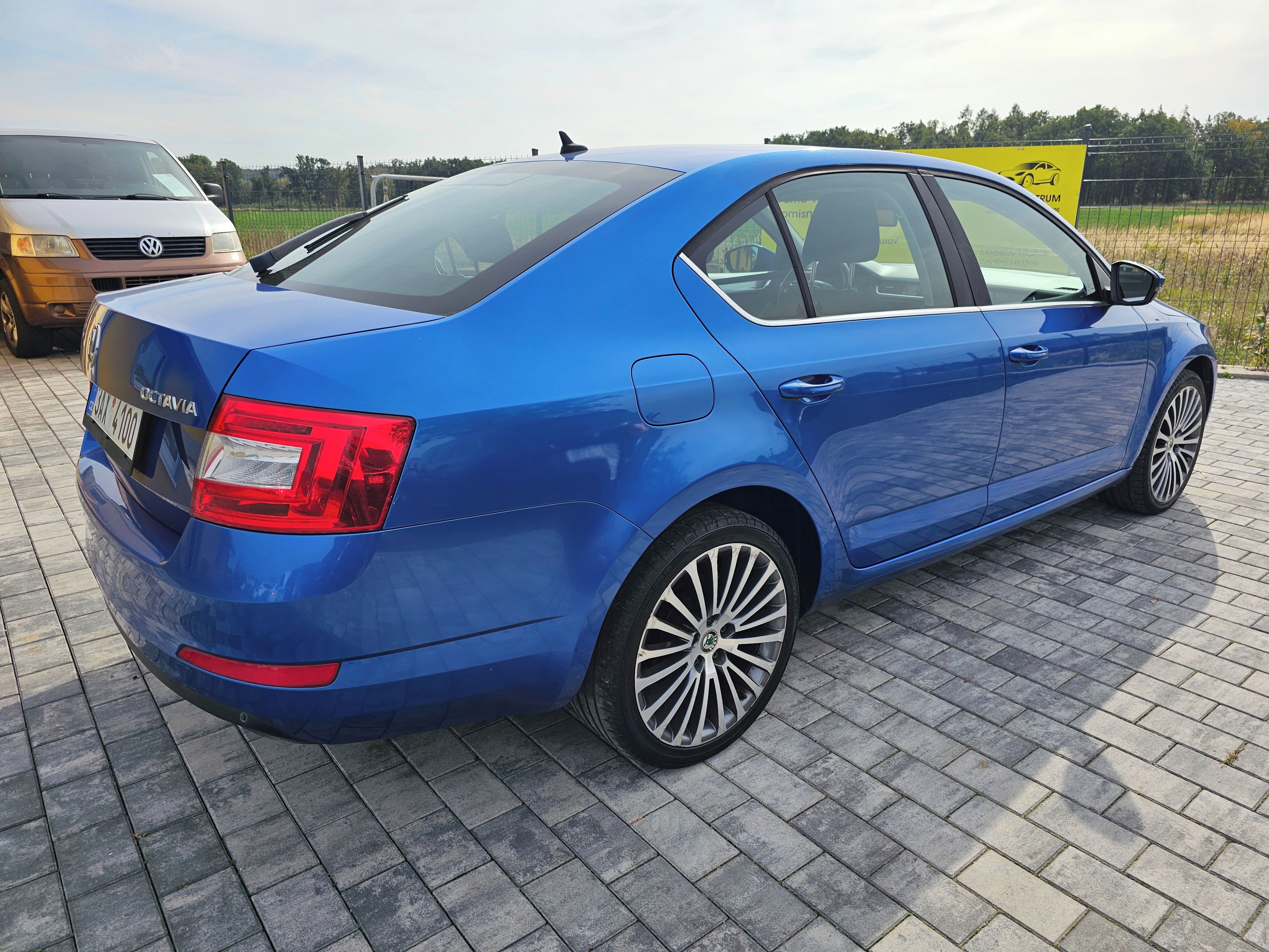 Škoda Octavia, 2.0 TDI 110KW, DSG - fotka 5