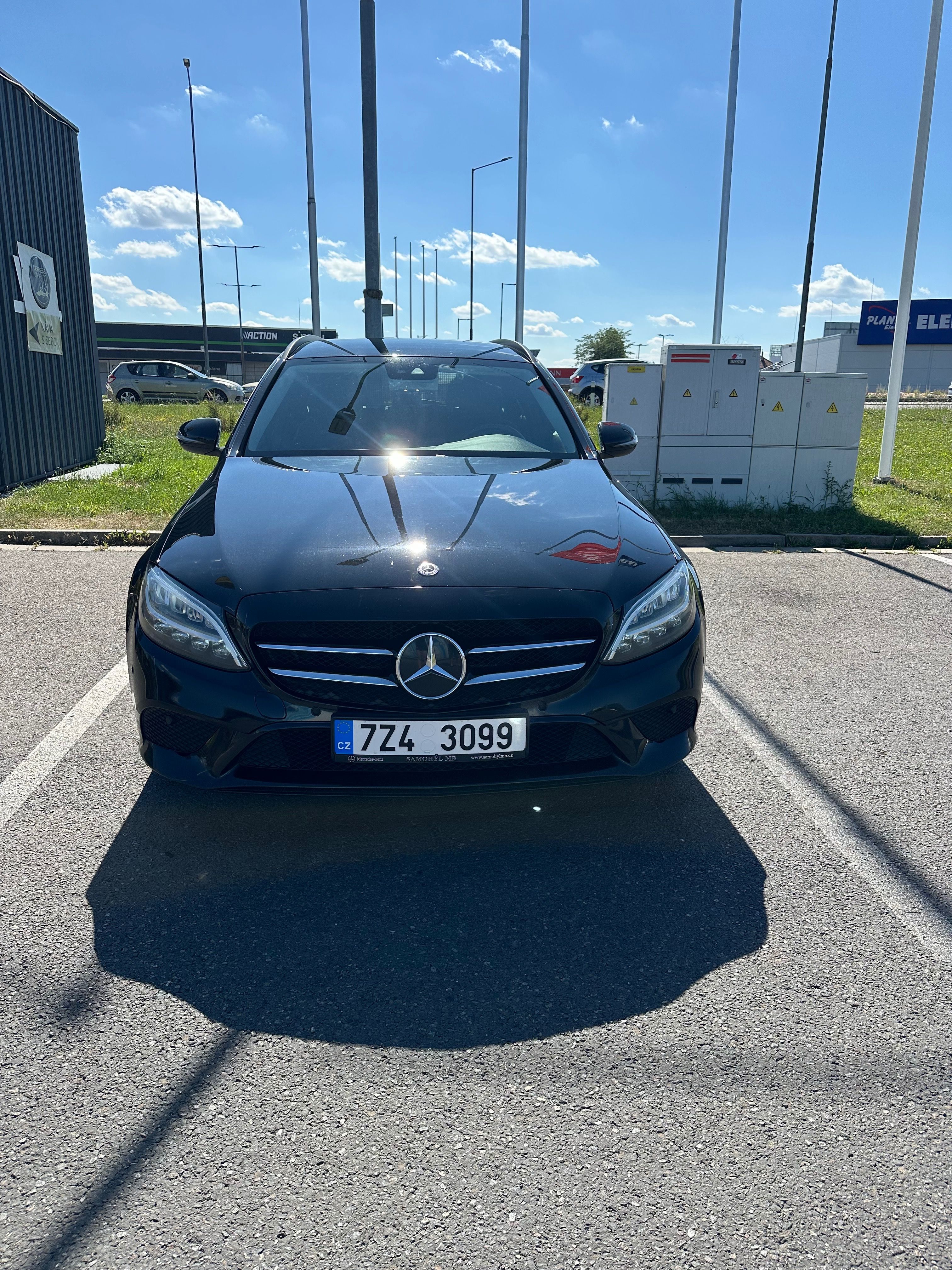 Mercedes-Benz Třídy C - fotka 2