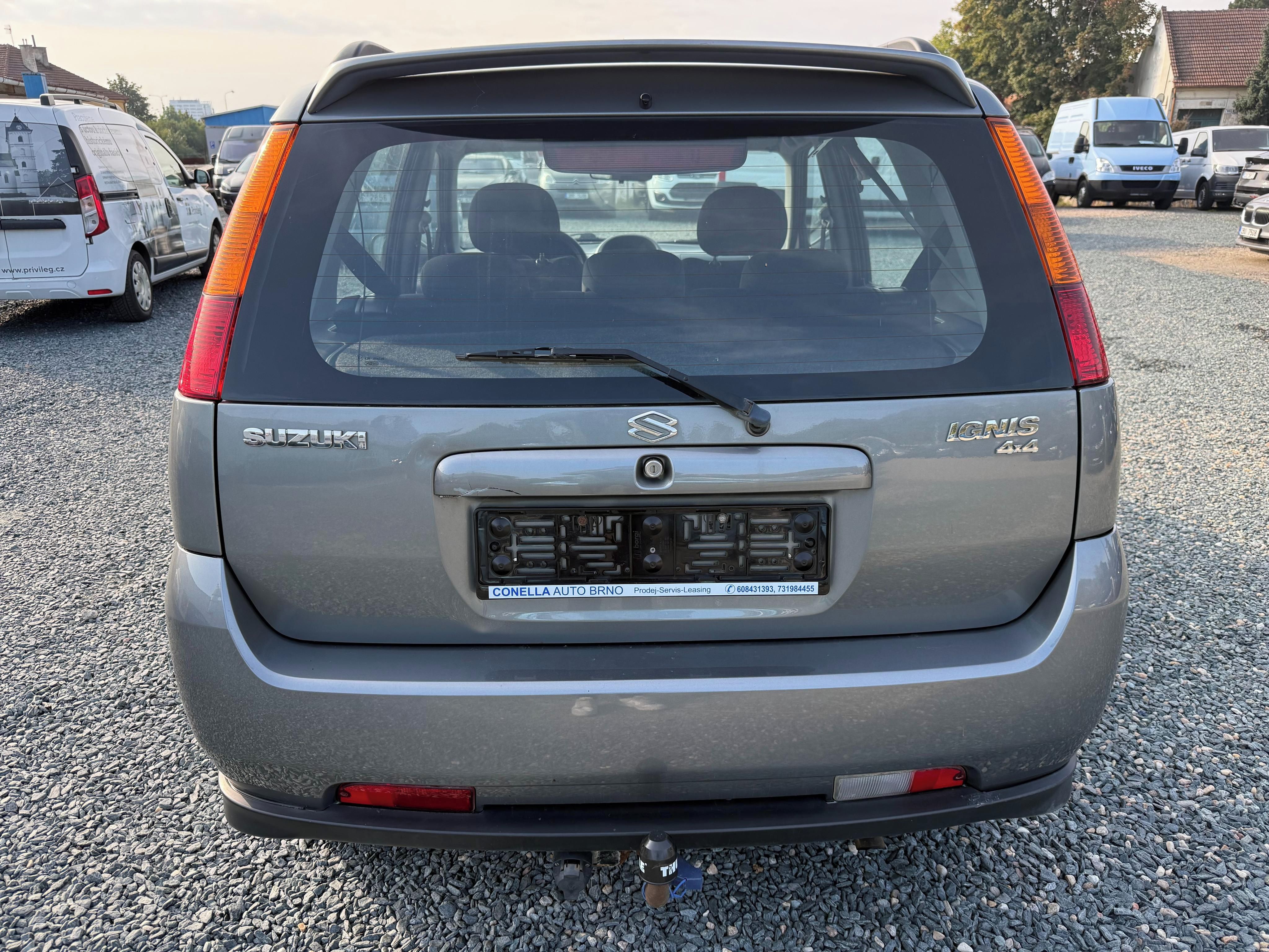 Suzuki Ignis, 1.3 i 69Kw 4x4 - fotka 4