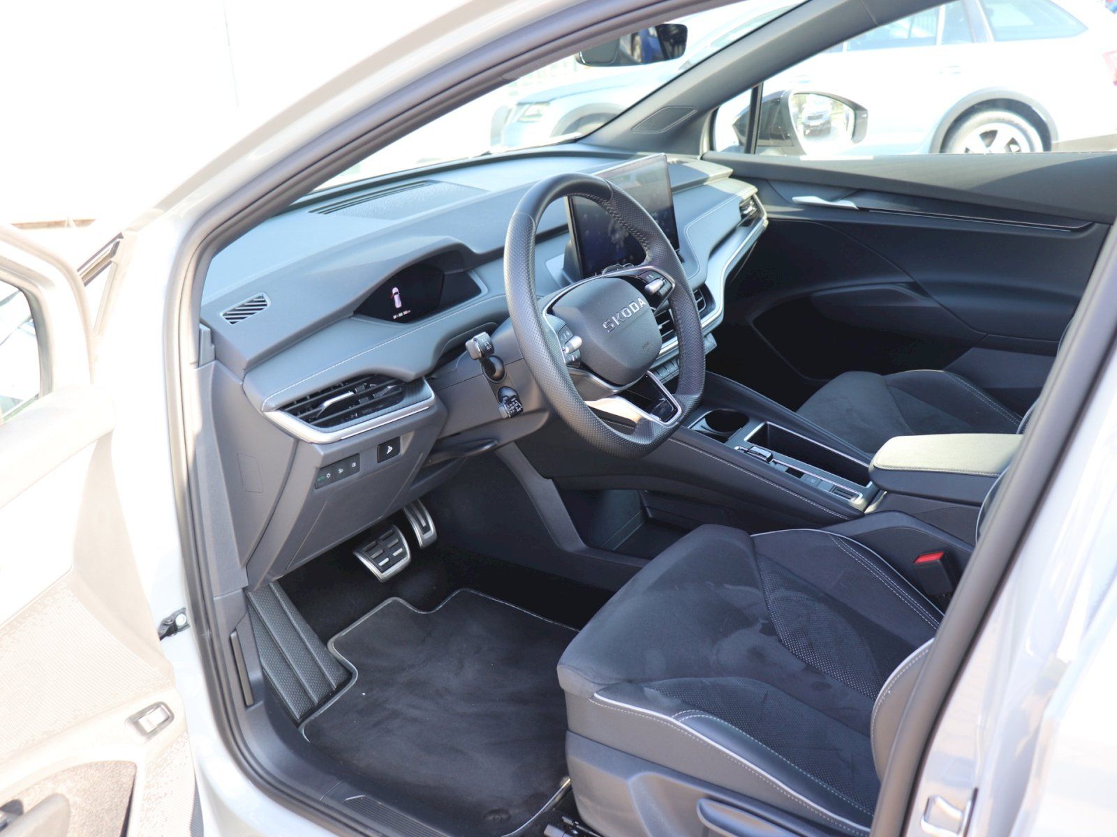 Škoda Elroq, Elroq Sportline - fotka 6