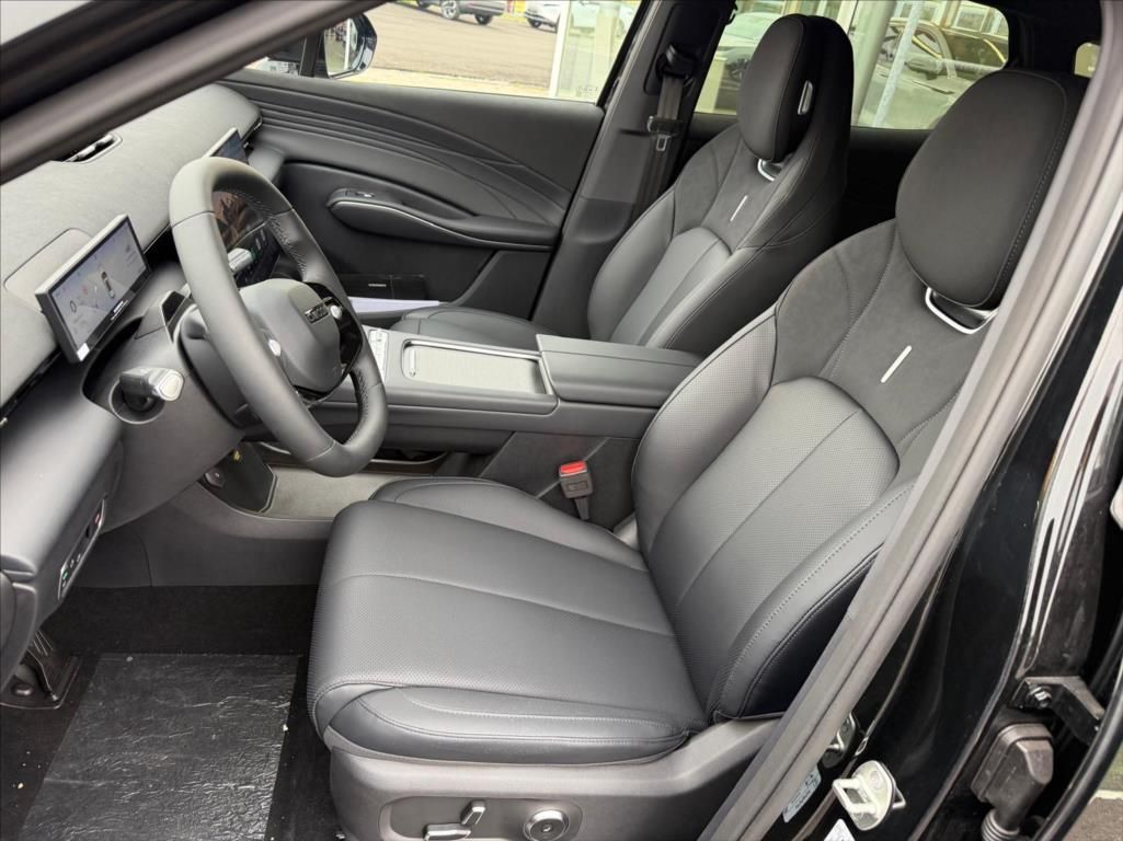 Omoda 7, 1,6 T-GDI  PREMIUM AWD - fotka 5