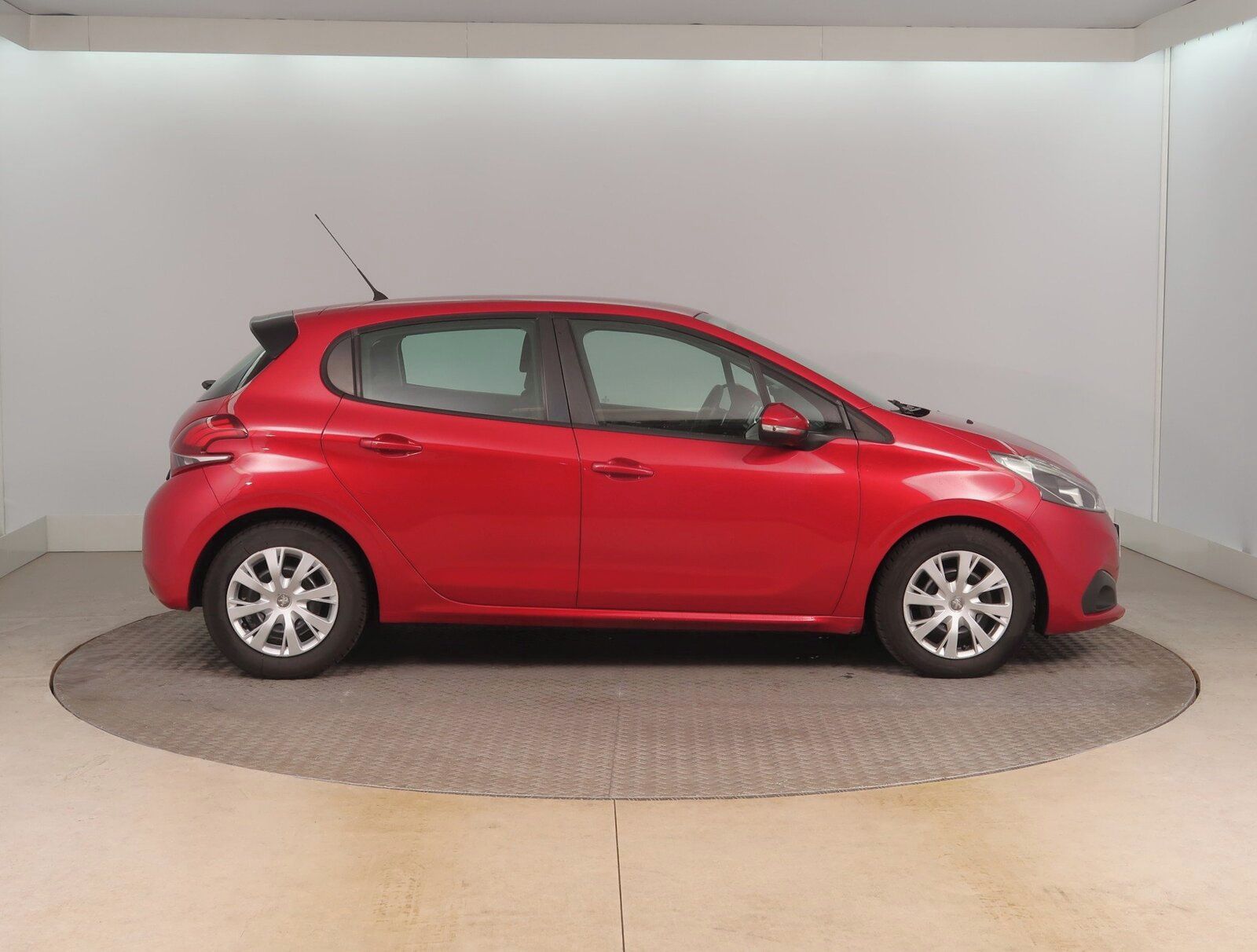 Peugeot 208, 1.2 PureTech, Automat, ČR - fotka 6