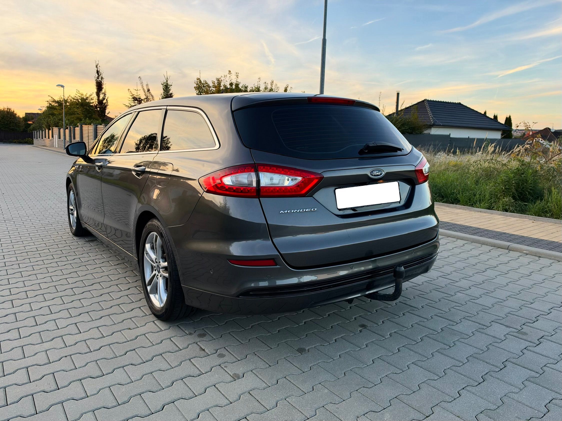 Ford Mondeo, 1.Maj, bez nehod, ROZVODY - fotka 6