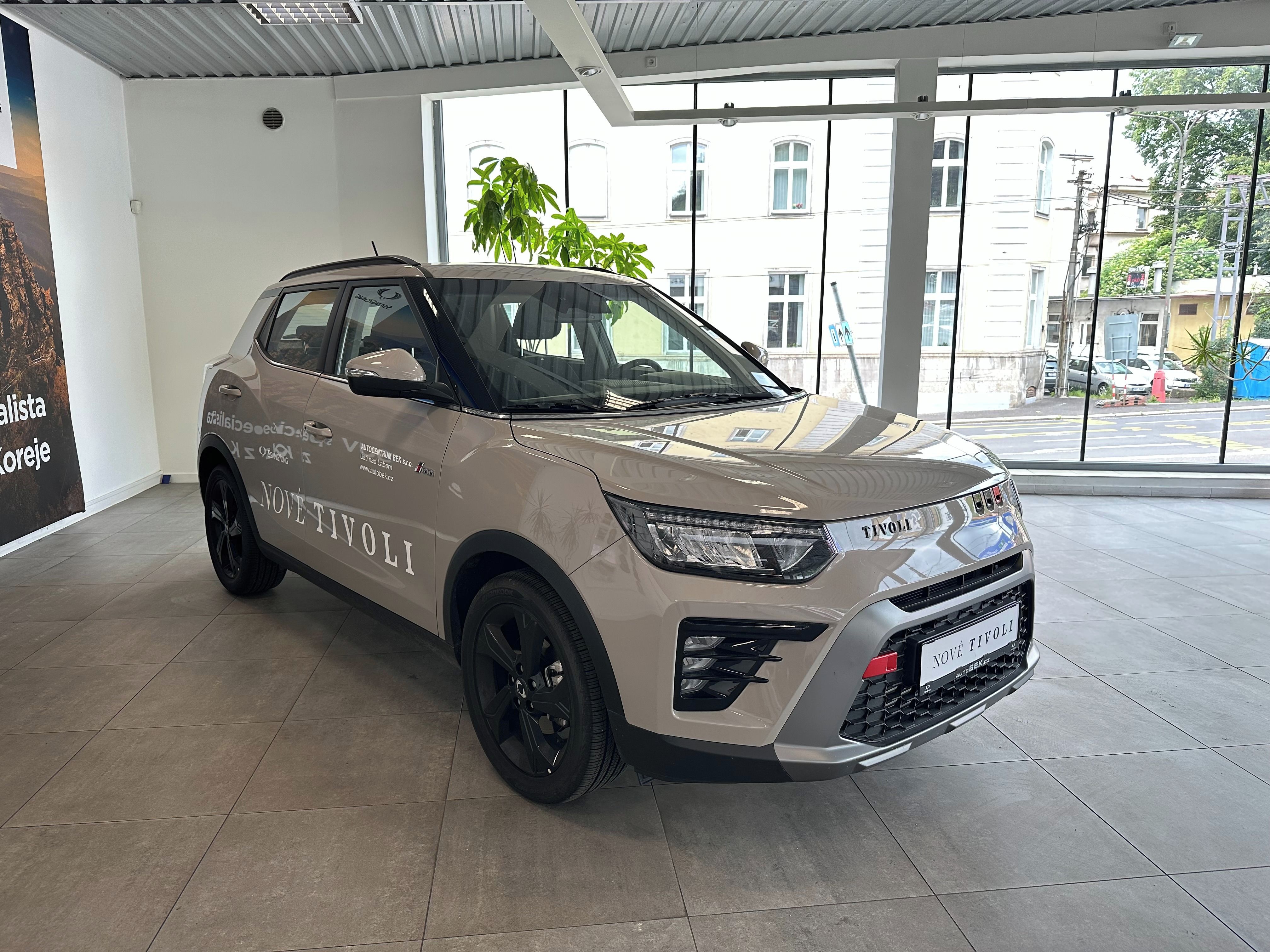 SsangYong Tivoli, 1,5TGDI Style FWD AT - fotka 6