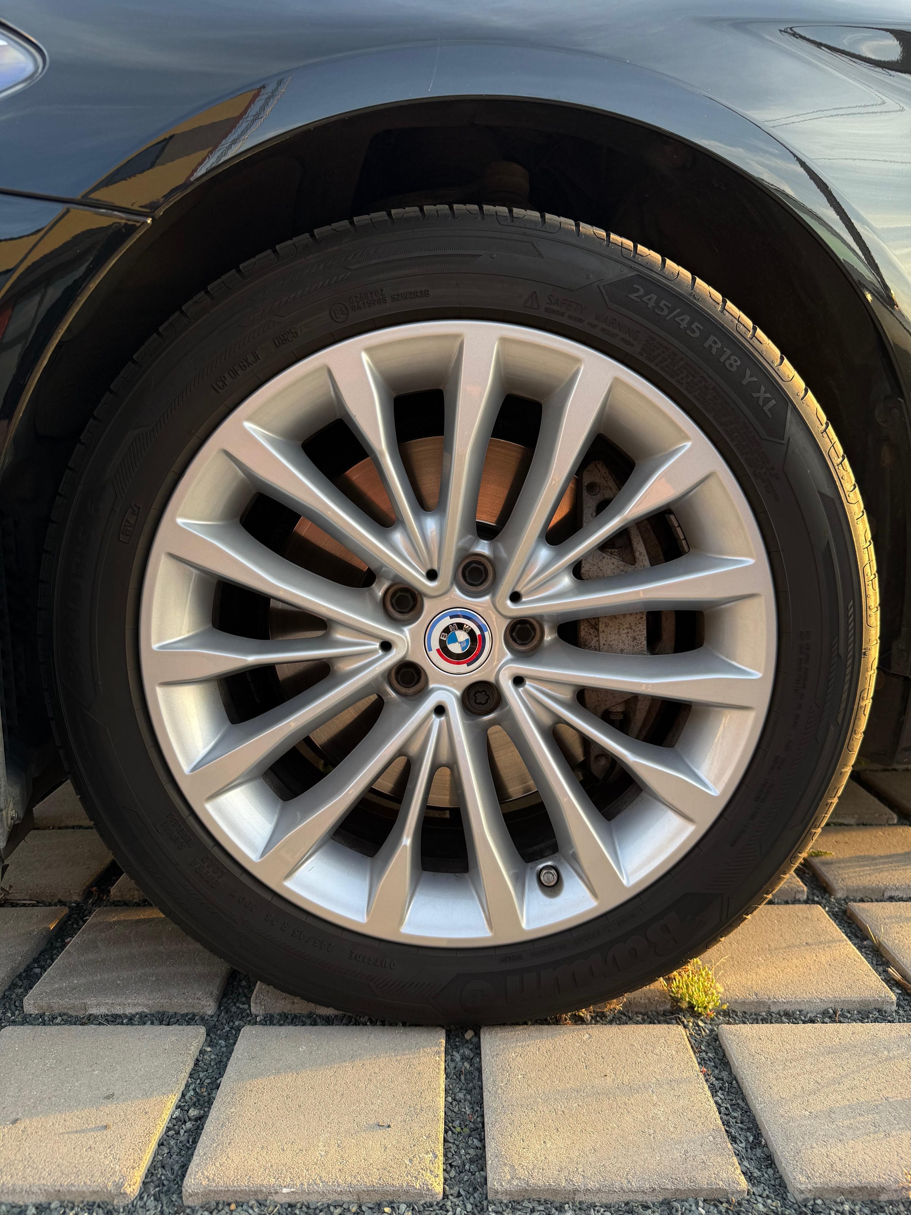 BMW Řada 5, 540D xDrive - fotka 4
